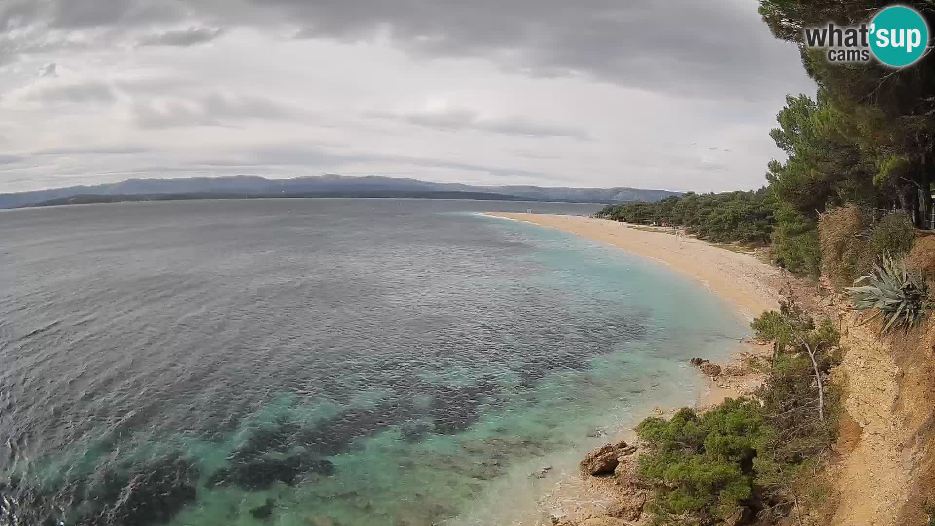 Spletna kamera Bol Zlatni Rat – Pogled v živo z otoka Brač