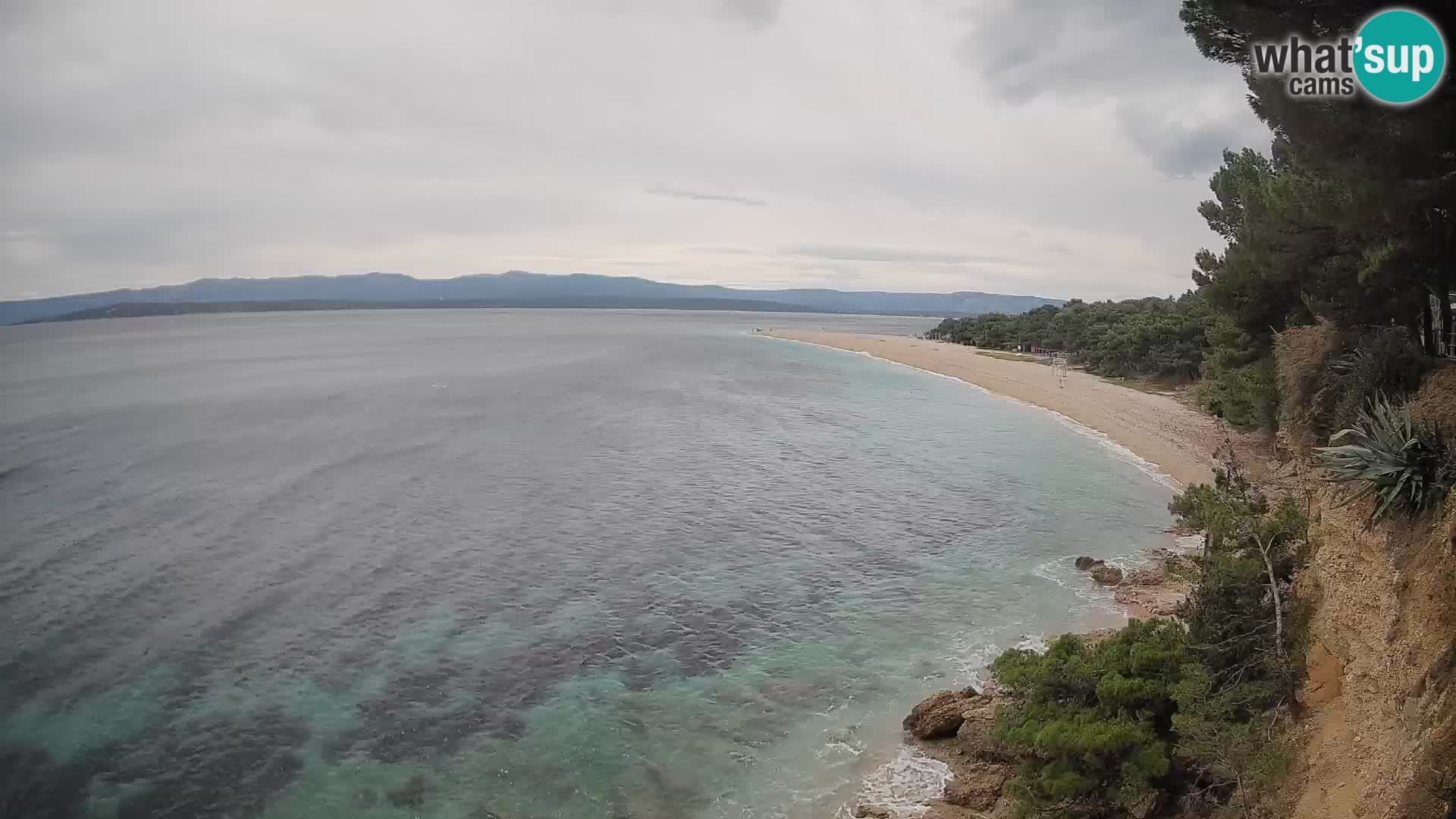 Web kamera Bol Zlatni Rat – Pogled uživo s otoka Brača