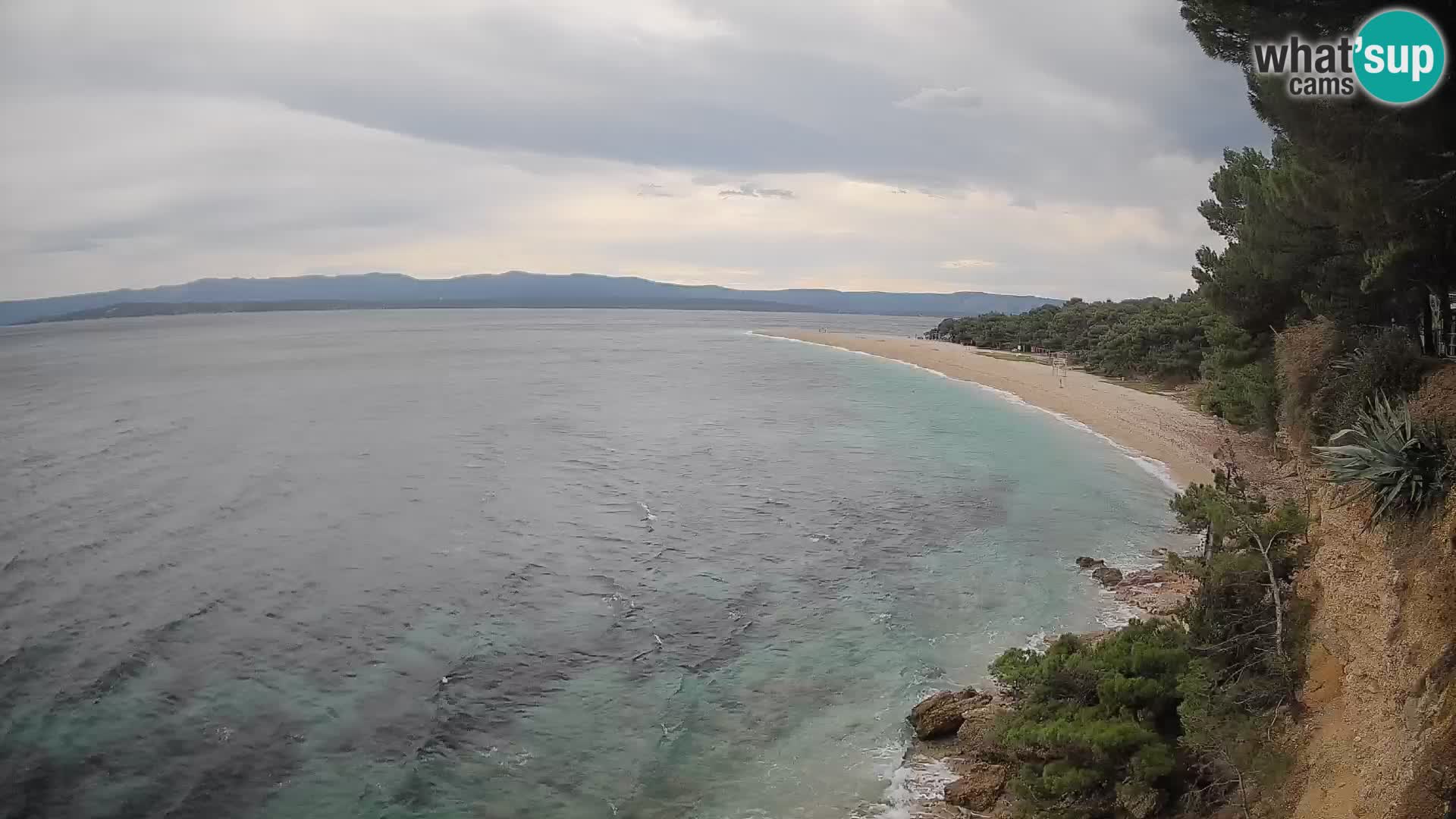 Web kamera Bol Zlatni Rat – Pogled uživo s otoka Brača