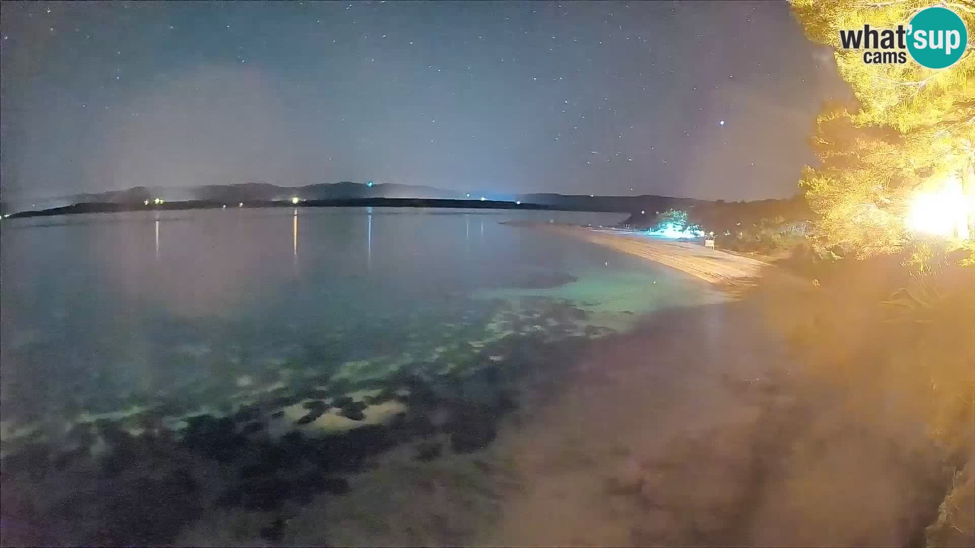 Spletna kamera Bol Zlatni Rat – Pogled v živo z otoka Brač