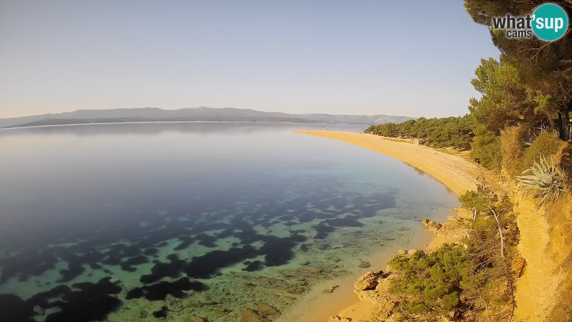 Web kamera Bol Zlatni Rat – Pogled uživo s otoka Brača