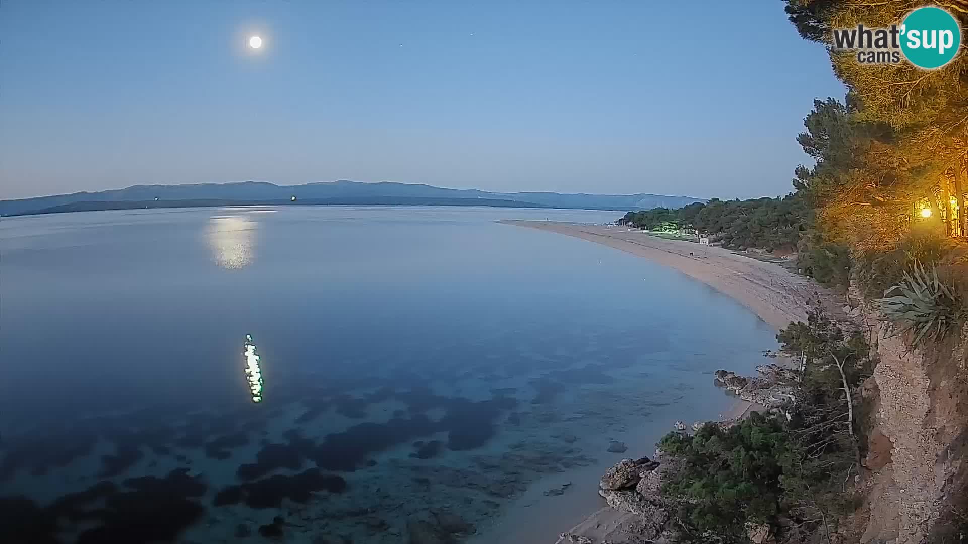 Webcam Bol Zlatni Rat – Vista en vivo desde la isla de Brač