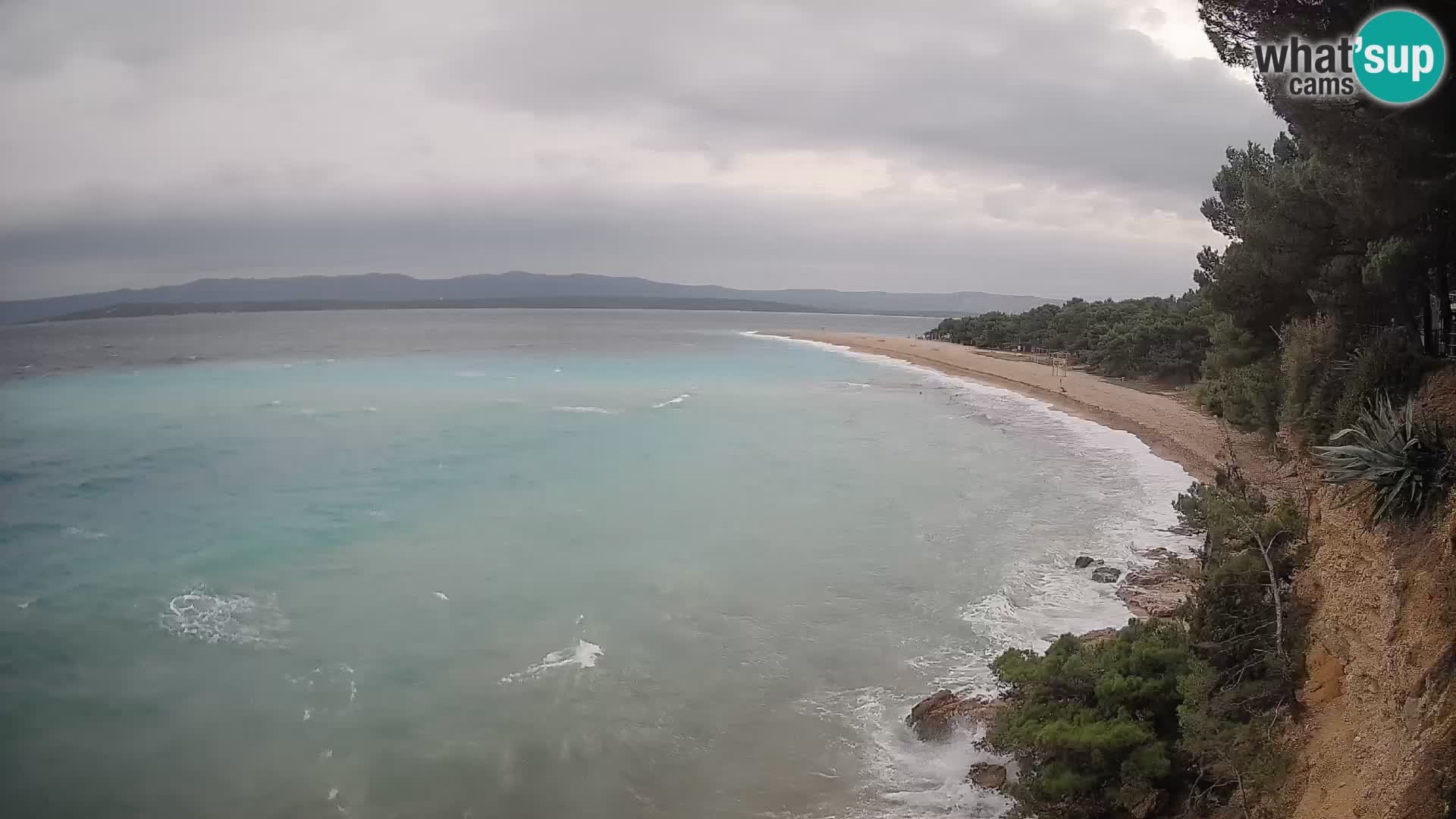 Spletna kamera Bol Zlatni Rat – Pogled v živo z otoka Brač