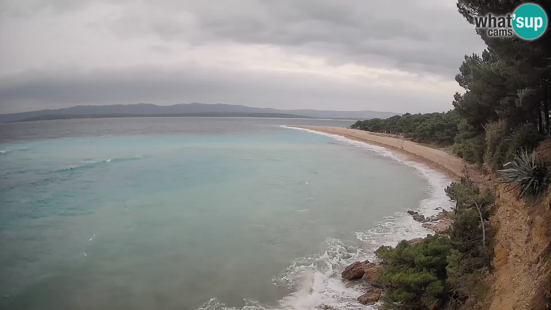 Web kamera Bol Zlatni Rat – Pogled uživo s otoka Brača