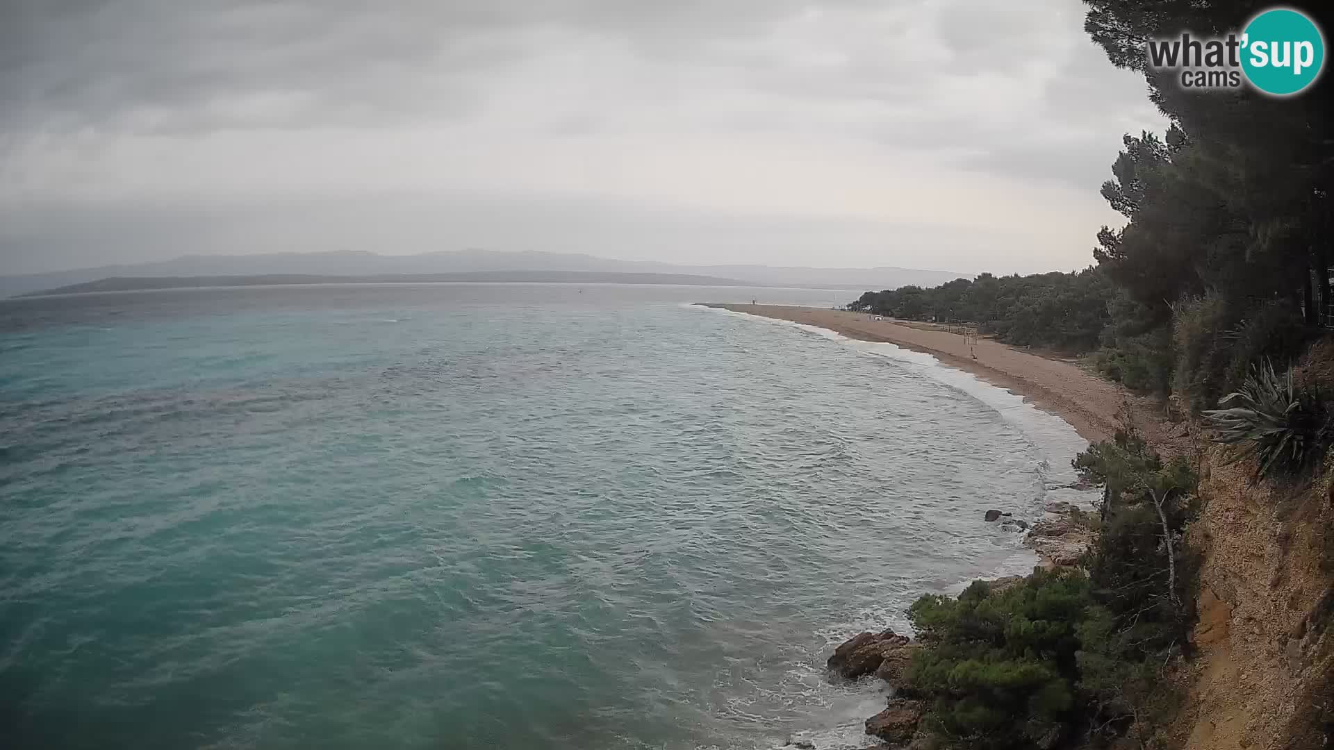 Web kamera Bol Zlatni Rat – Pogled uživo s otoka Brača