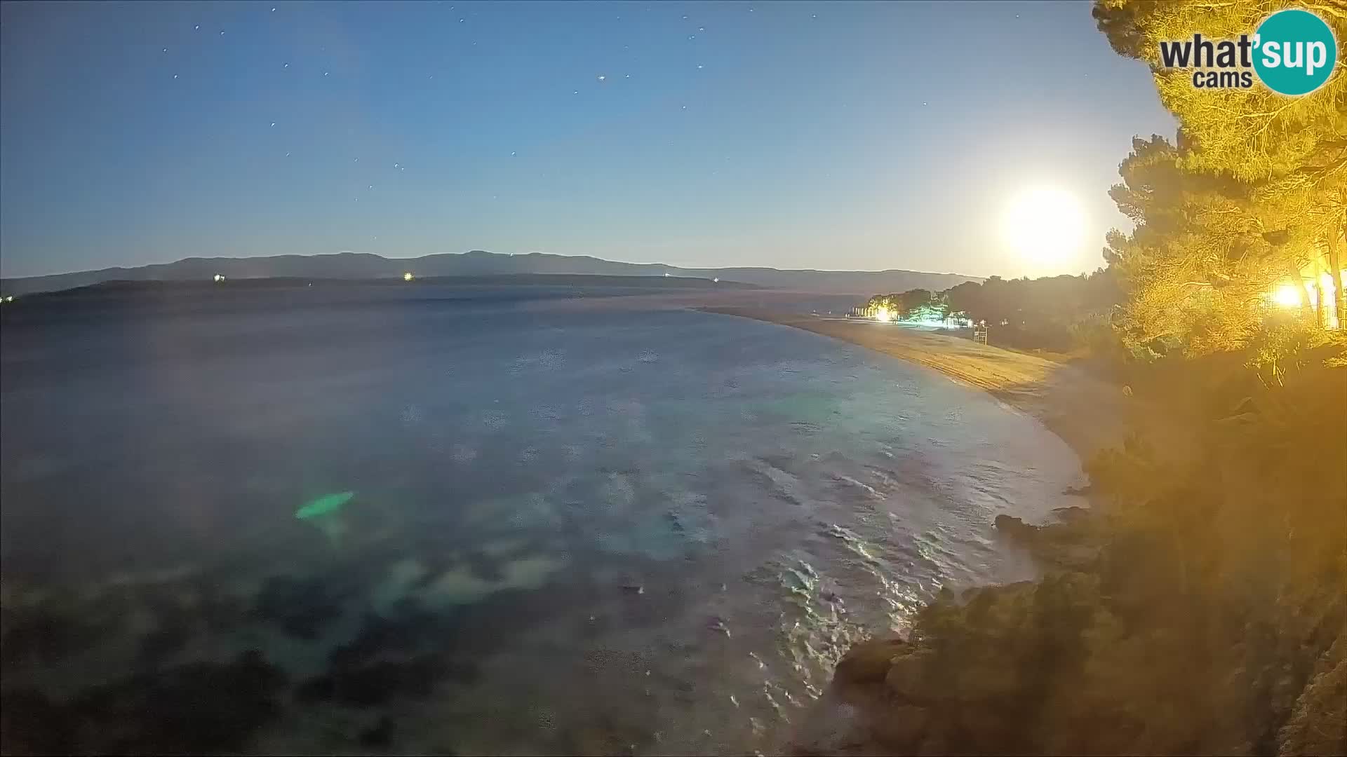 Webcam Zlatni Rat Bol – Liveblick vom berühmten Strand auf Brač