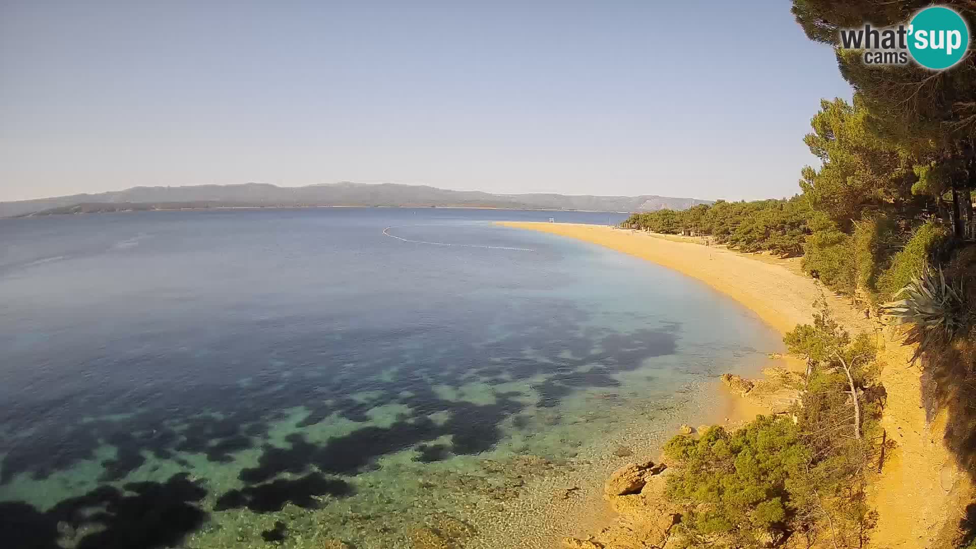 Spletna kamera Bol Zlatni Rat – Pogled v živo z otoka Brač