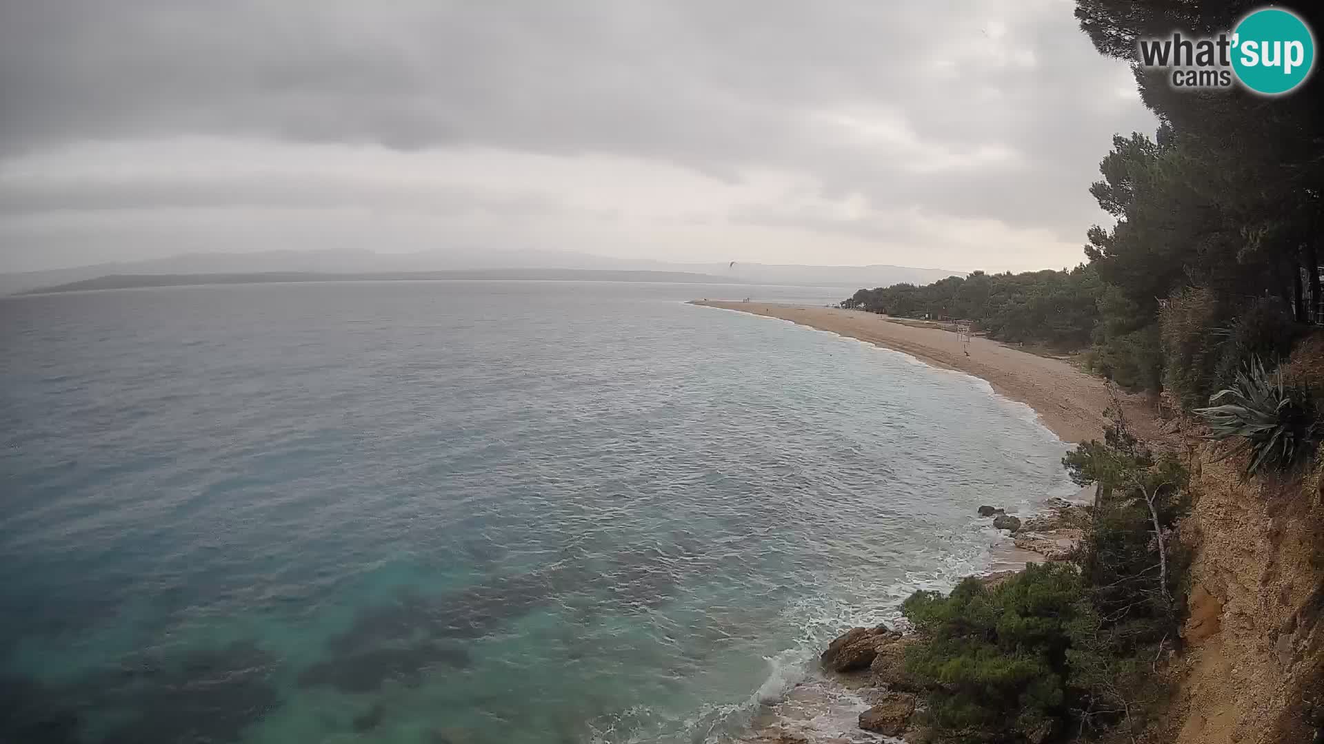 Web kamera Bol Zlatni Rat – Pogled uživo s otoka Brača
