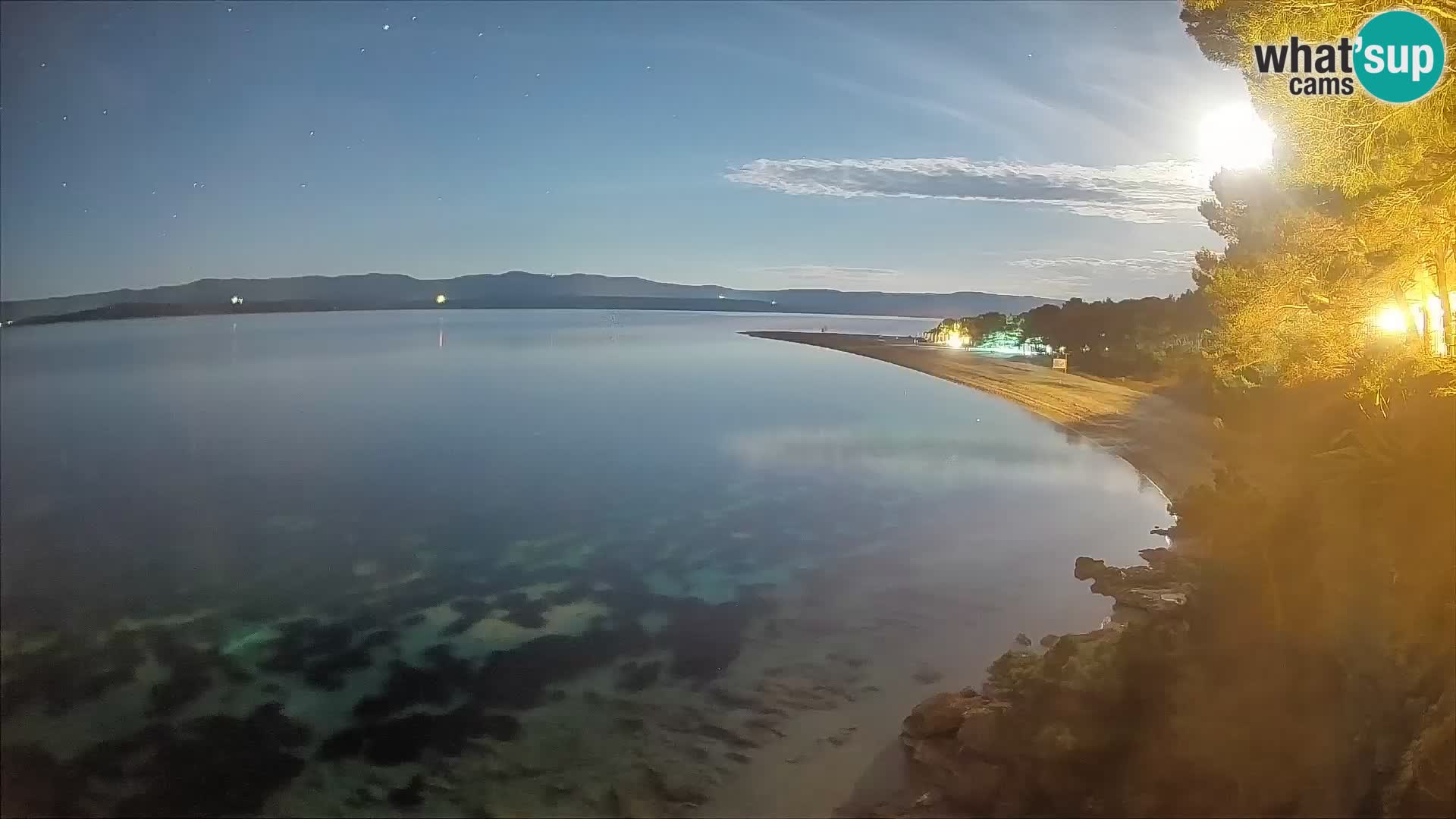 Webcam Zlatni Rat Bol – Liveblick vom berühmten Strand auf Brač