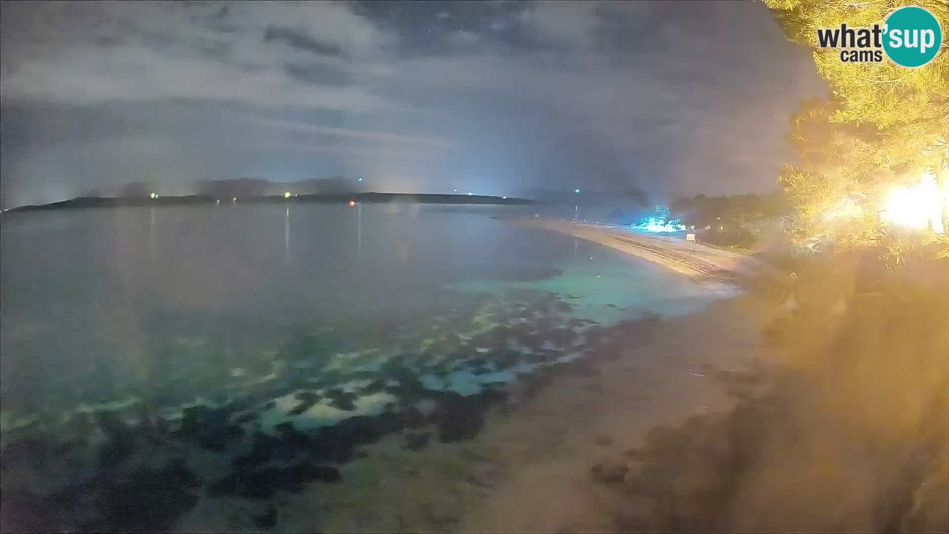 Webcam Zlatni Rat Bol – Liveblick vom berühmten Strand auf Brač