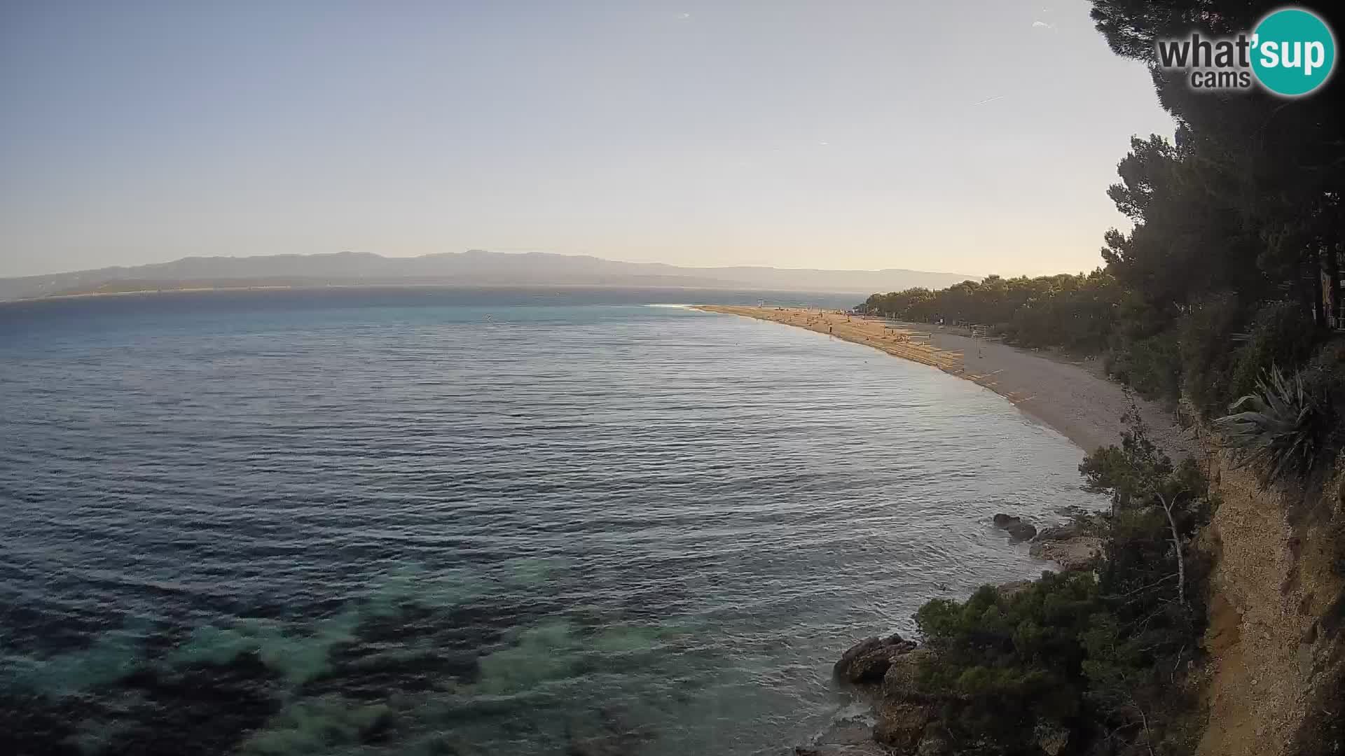 Spletna kamera Bol Zlatni Rat – Pogled v živo z otoka Brač
