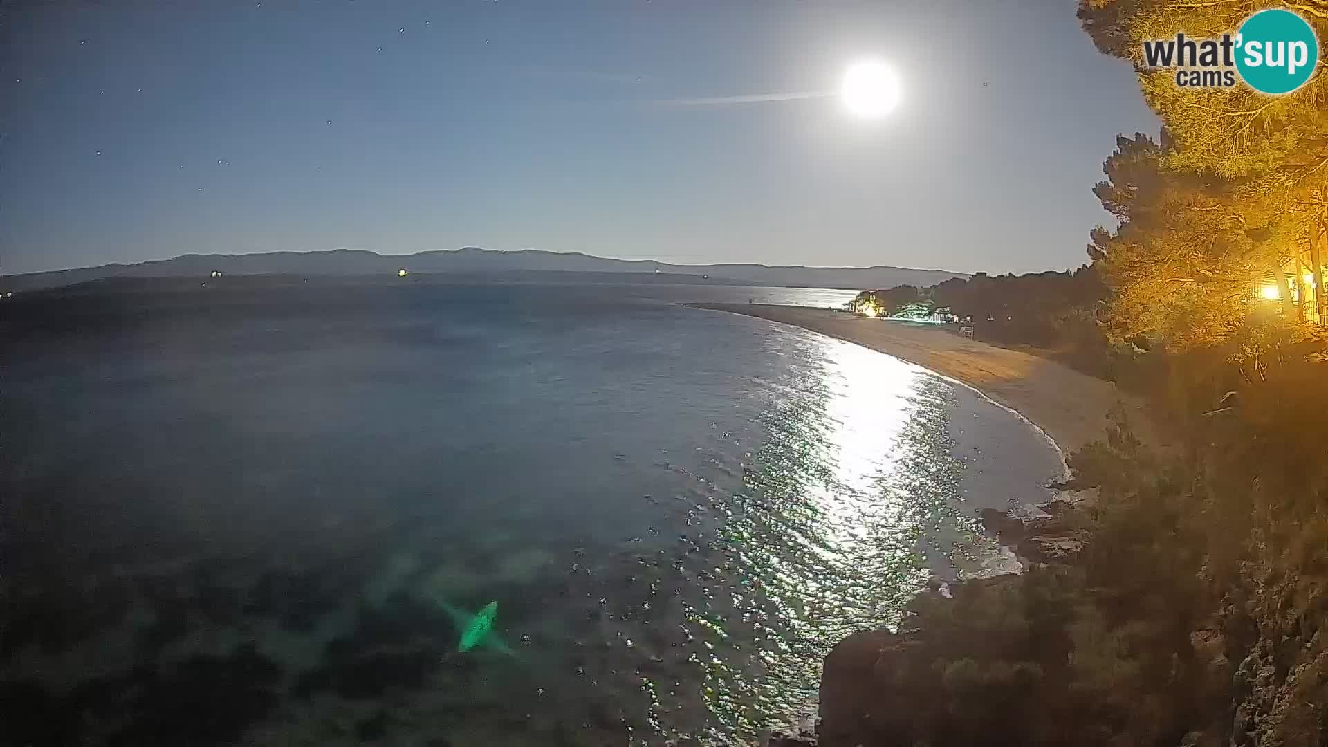 Spletna kamera Bol Zlatni Rat – Pogled v živo z otoka Brač