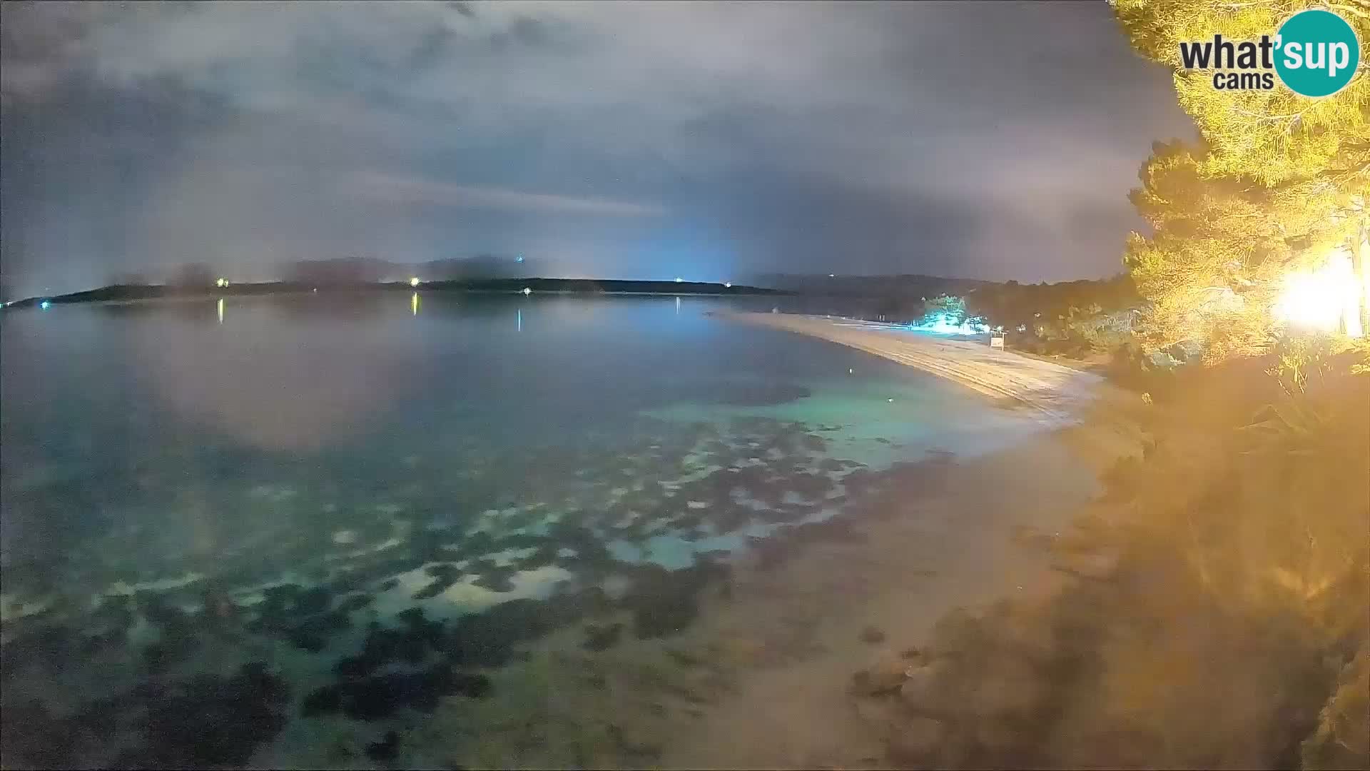 Webcam Zlatni Rat Bol – Liveblick vom berühmten Strand auf Brač