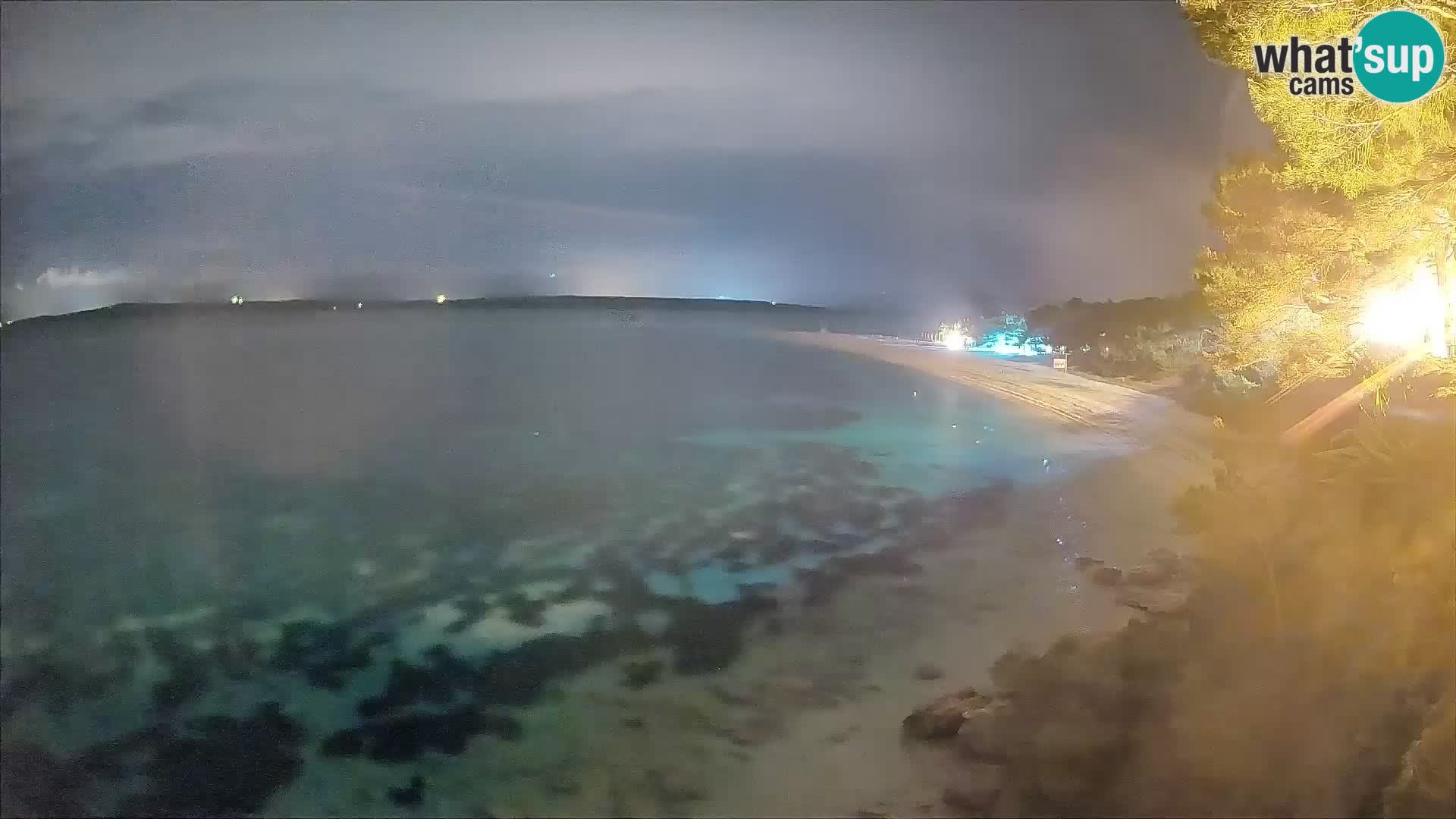Webcam Zlatni Rat Bol – Liveblick vom berühmten Strand auf Brač