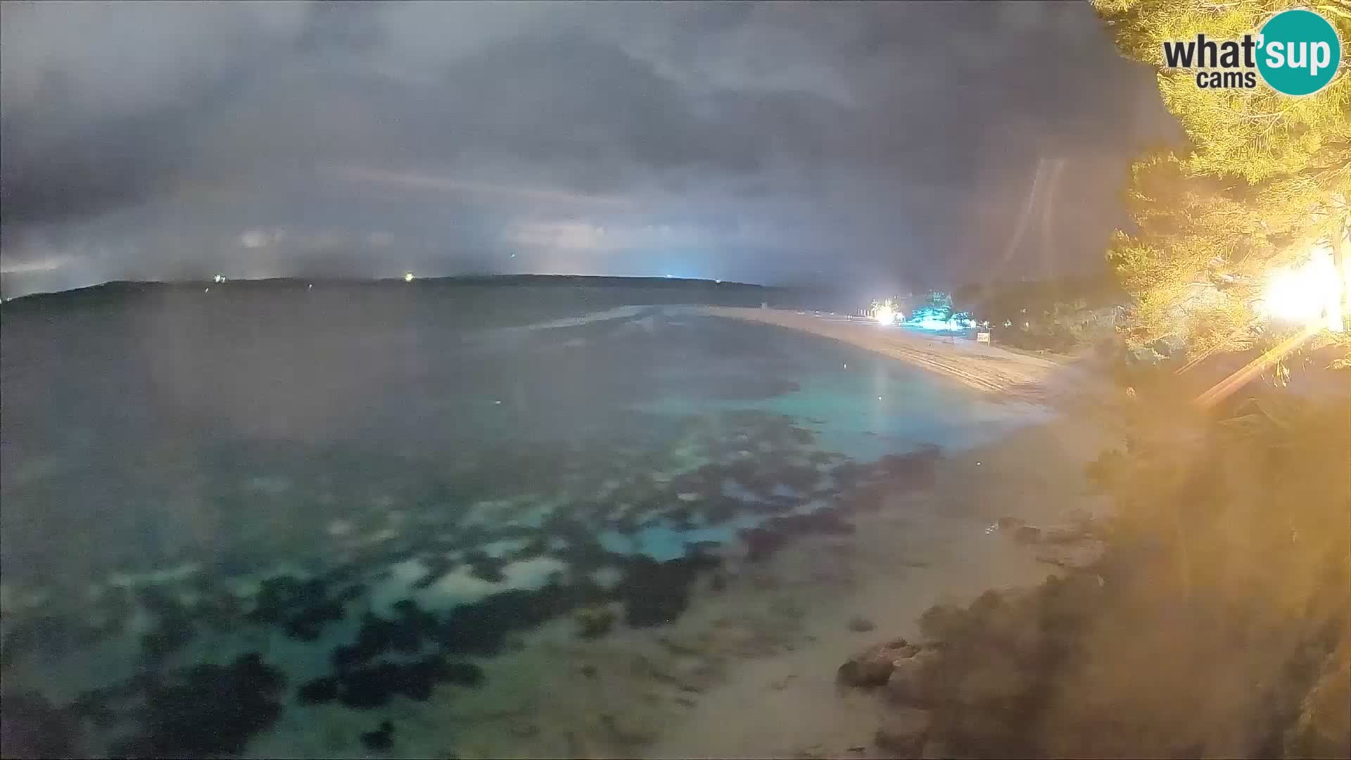 Web kamera Bol Zlatni Rat – Pogled uživo s otoka Brača