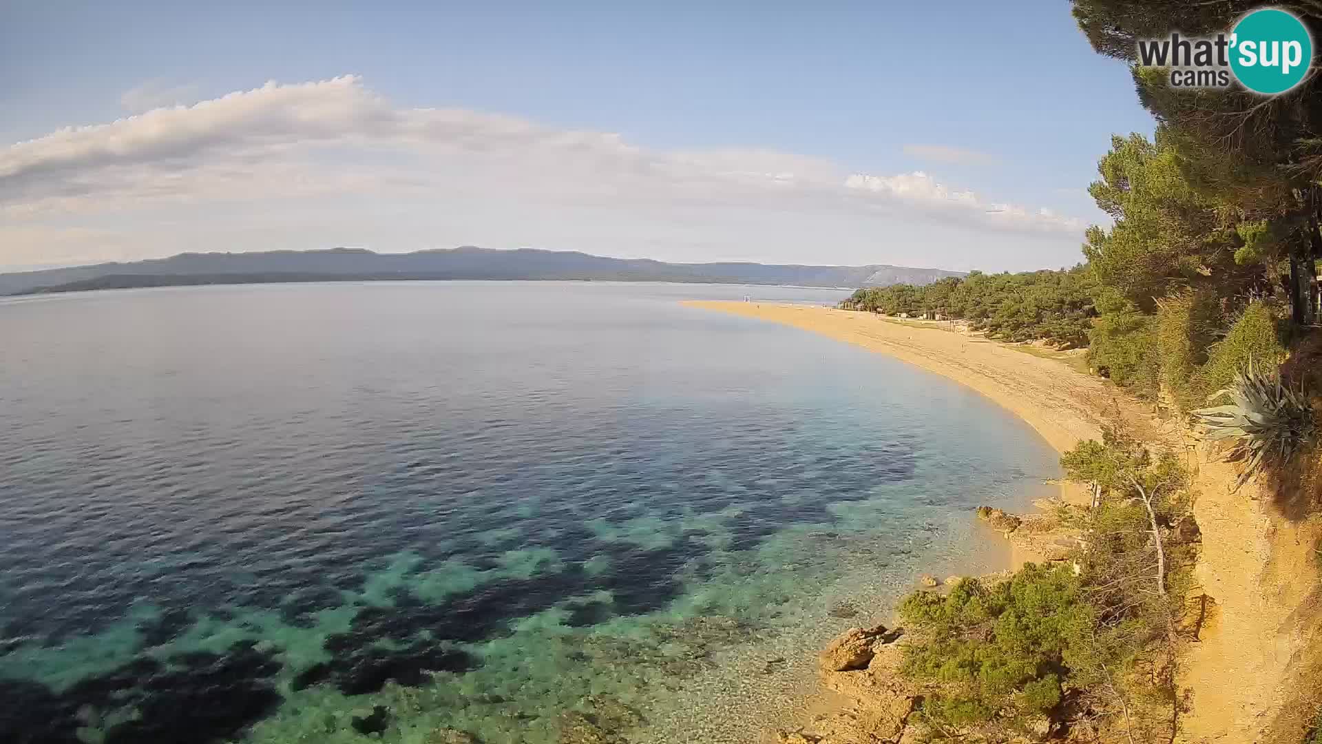 Spletna kamera Bol Zlatni Rat – Pogled v živo z otoka Brač