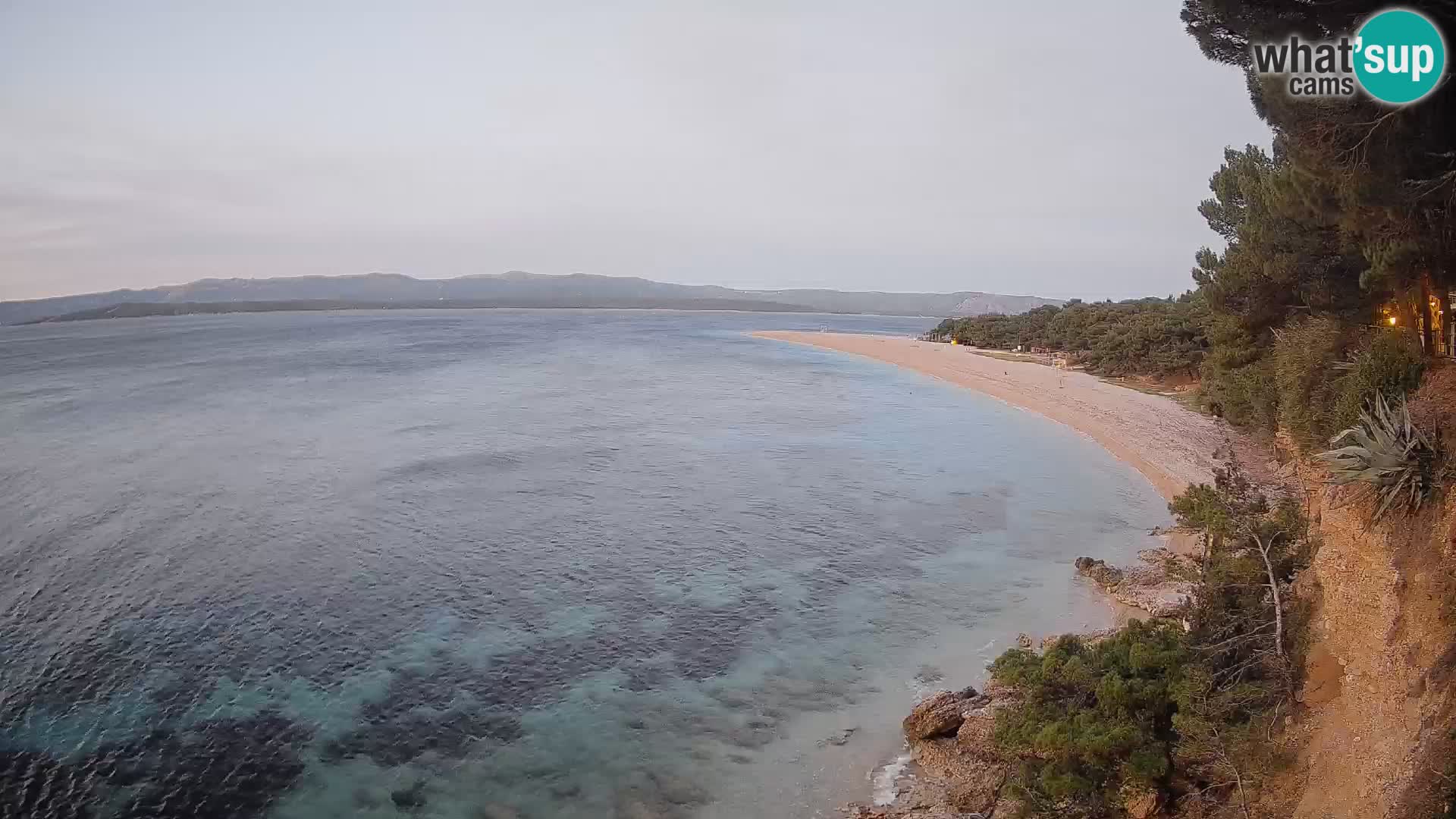 Webcam Zlatni Rat Bol – Liveblick vom berühmten Strand auf Brač