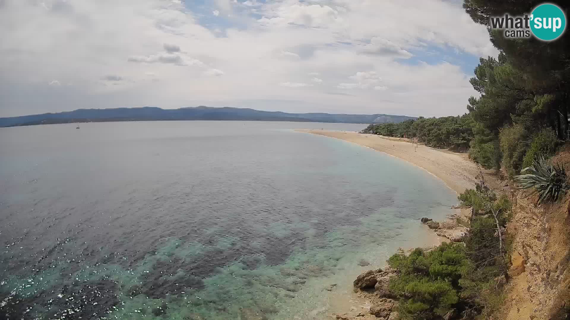 Web kamera Bol Zlatni Rat – Pogled uživo s otoka Brača