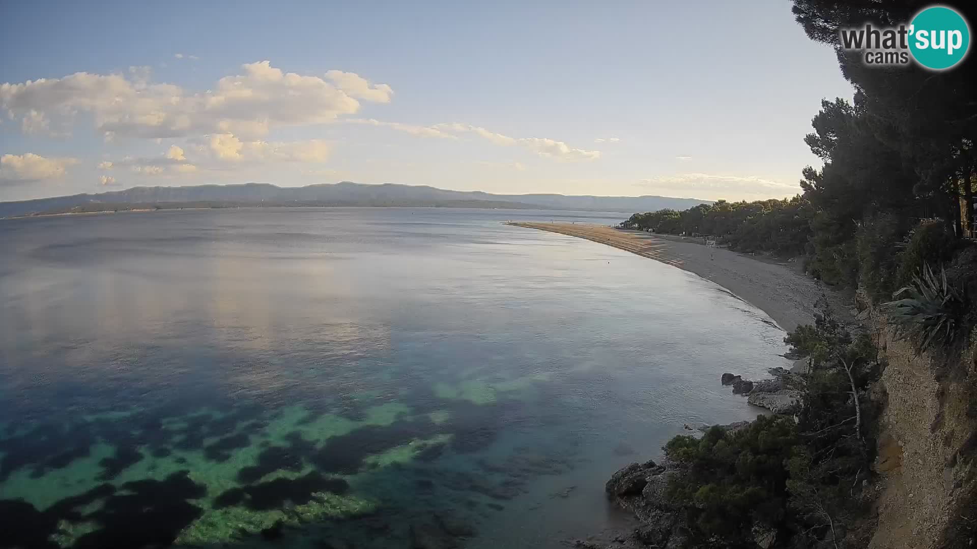 Web kamera Bol Zlatni Rat – Pogled uživo s otoka Brača