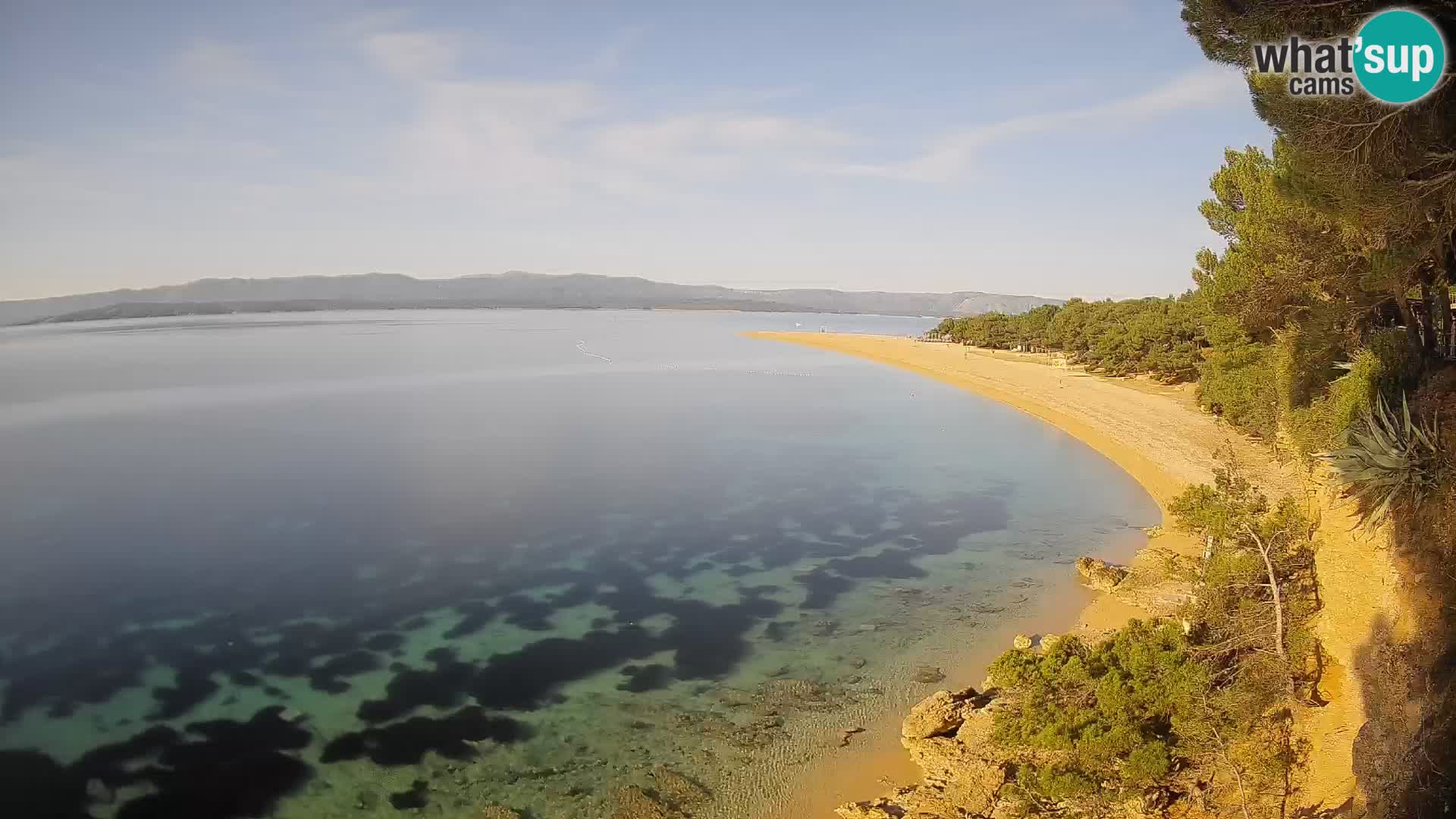 Spletna kamera Bol Zlatni Rat – Pogled v živo z otoka Brač