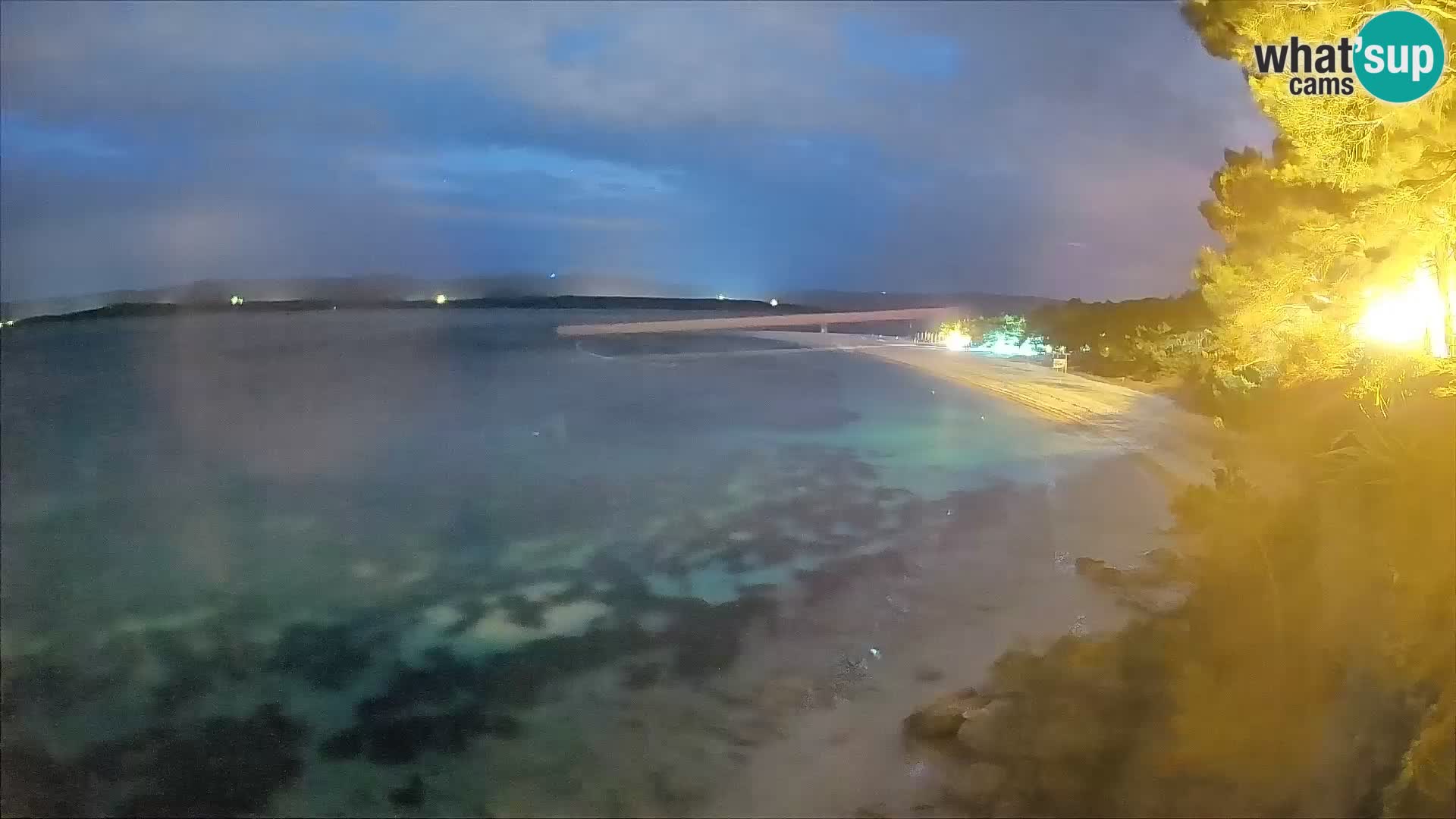 Webcam Zlatni Rat Bol – Liveblick vom berühmten Strand auf Brač