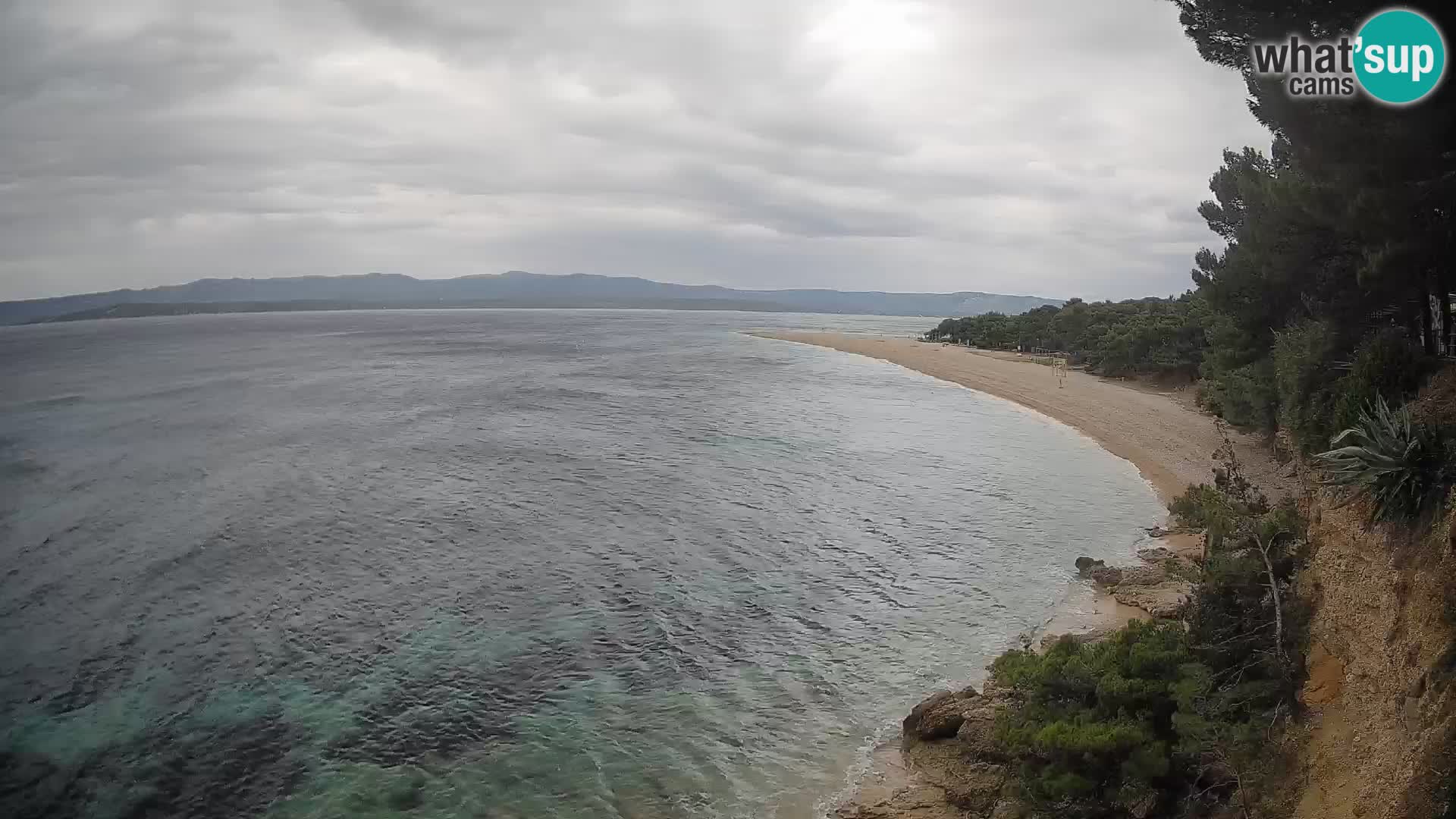 Spletna kamera Bol Zlatni Rat – Pogled v živo z otoka Brač