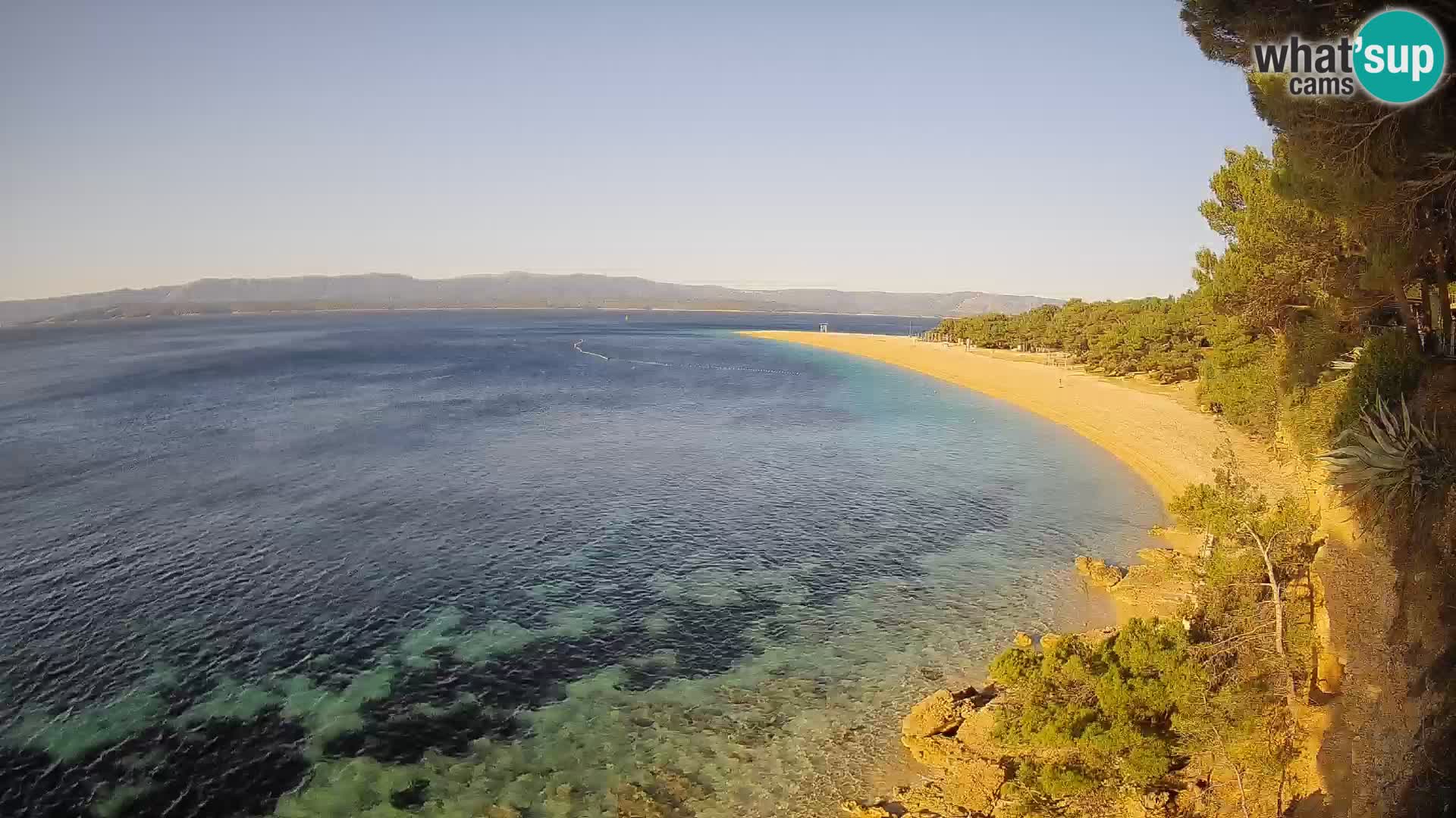 Web kamera Bol Zlatni Rat – Pogled uživo s otoka Brača