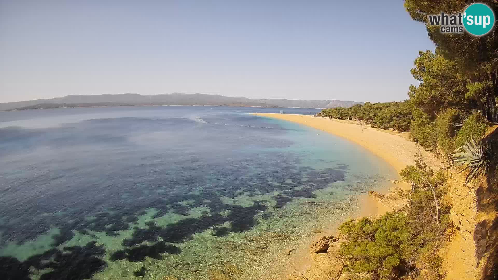 Web kamera Bol Zlatni Rat – Pogled uživo s otoka Brača