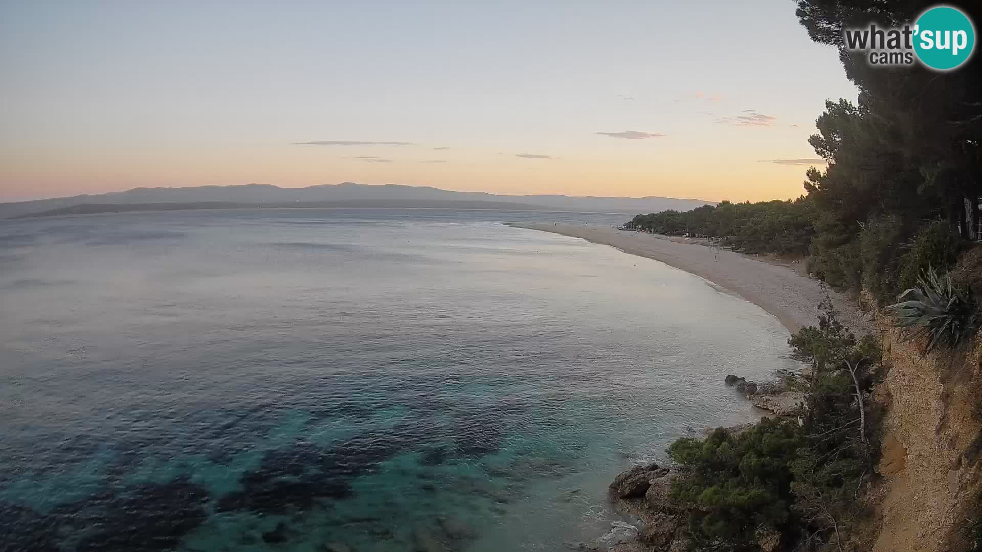 Web kamera Bol Zlatni Rat – Pogled uživo s otoka Brača