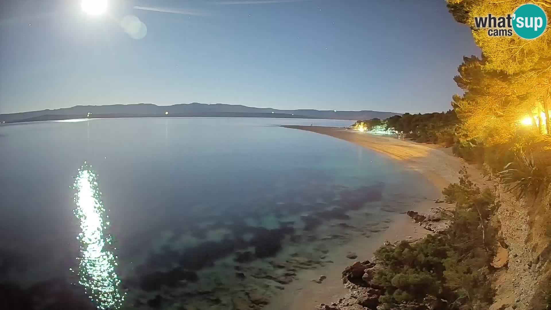 Webcam Zlatni Rat Bol – Liveblick vom berühmten Strand auf Brač