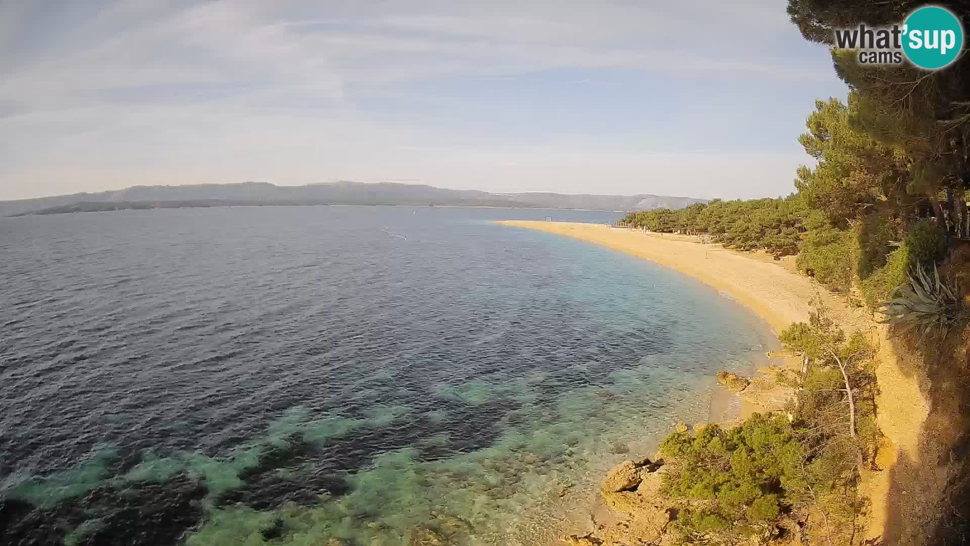 Web kamera Bol Zlatni Rat – Pogled uživo s otoka Brača