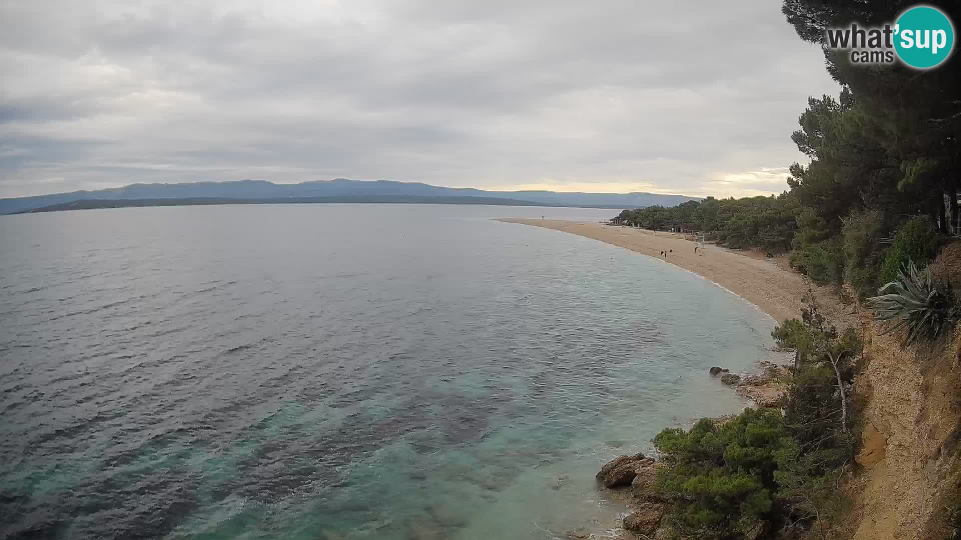 Spletna kamera Bol Zlatni Rat – Pogled v živo z otoka Brač