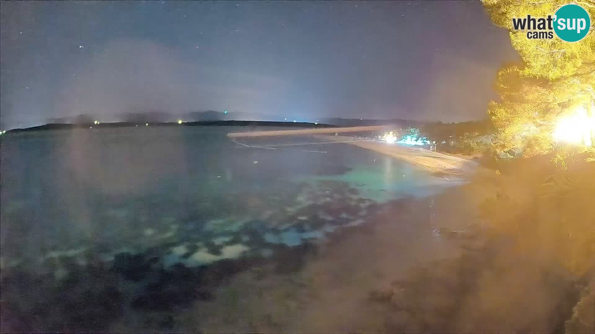 Spletna kamera Bol Zlatni Rat – Pogled v živo z otoka Brač
