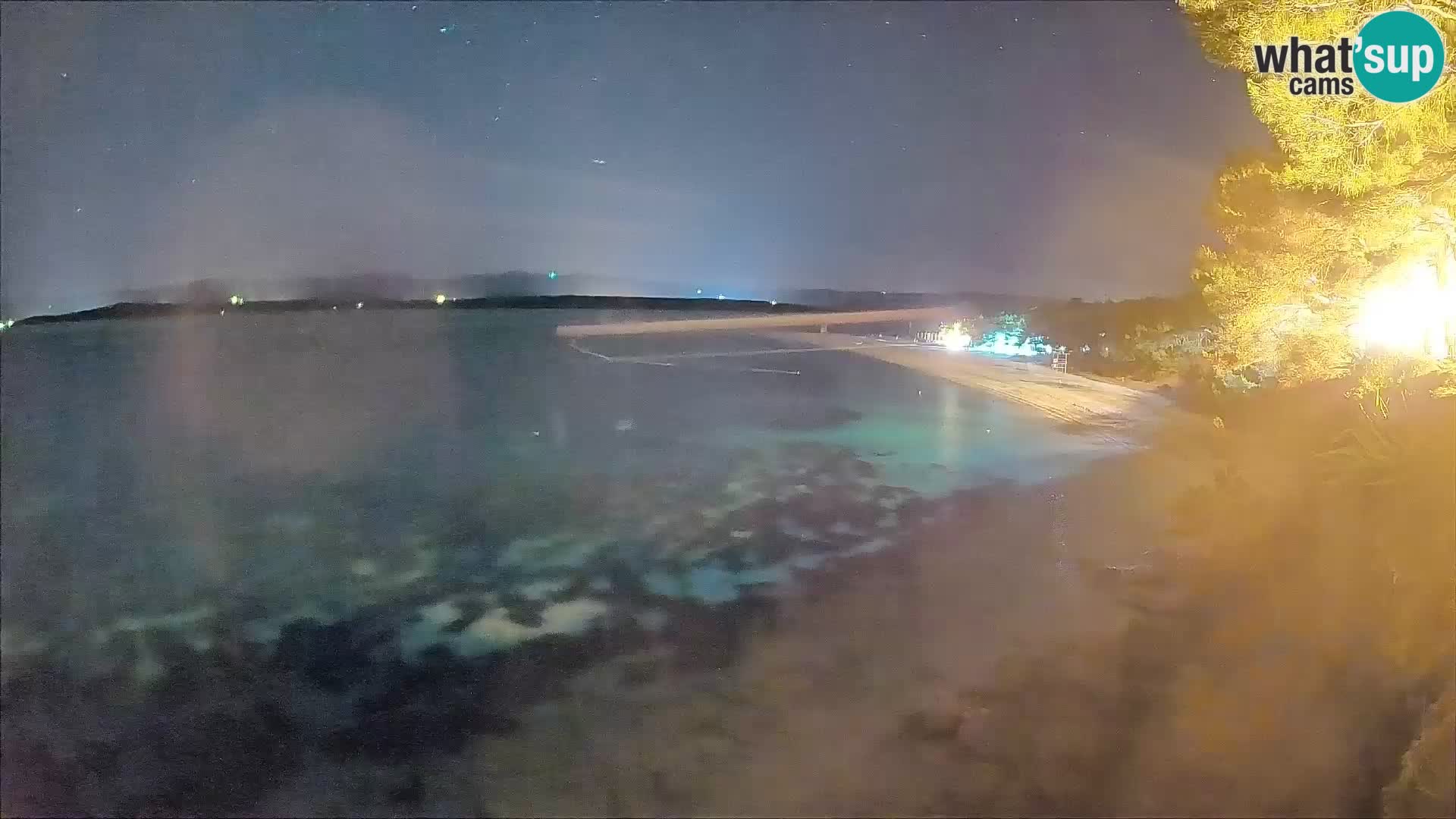 Web kamera Bol Zlatni Rat – Pogled uživo s otoka Brača