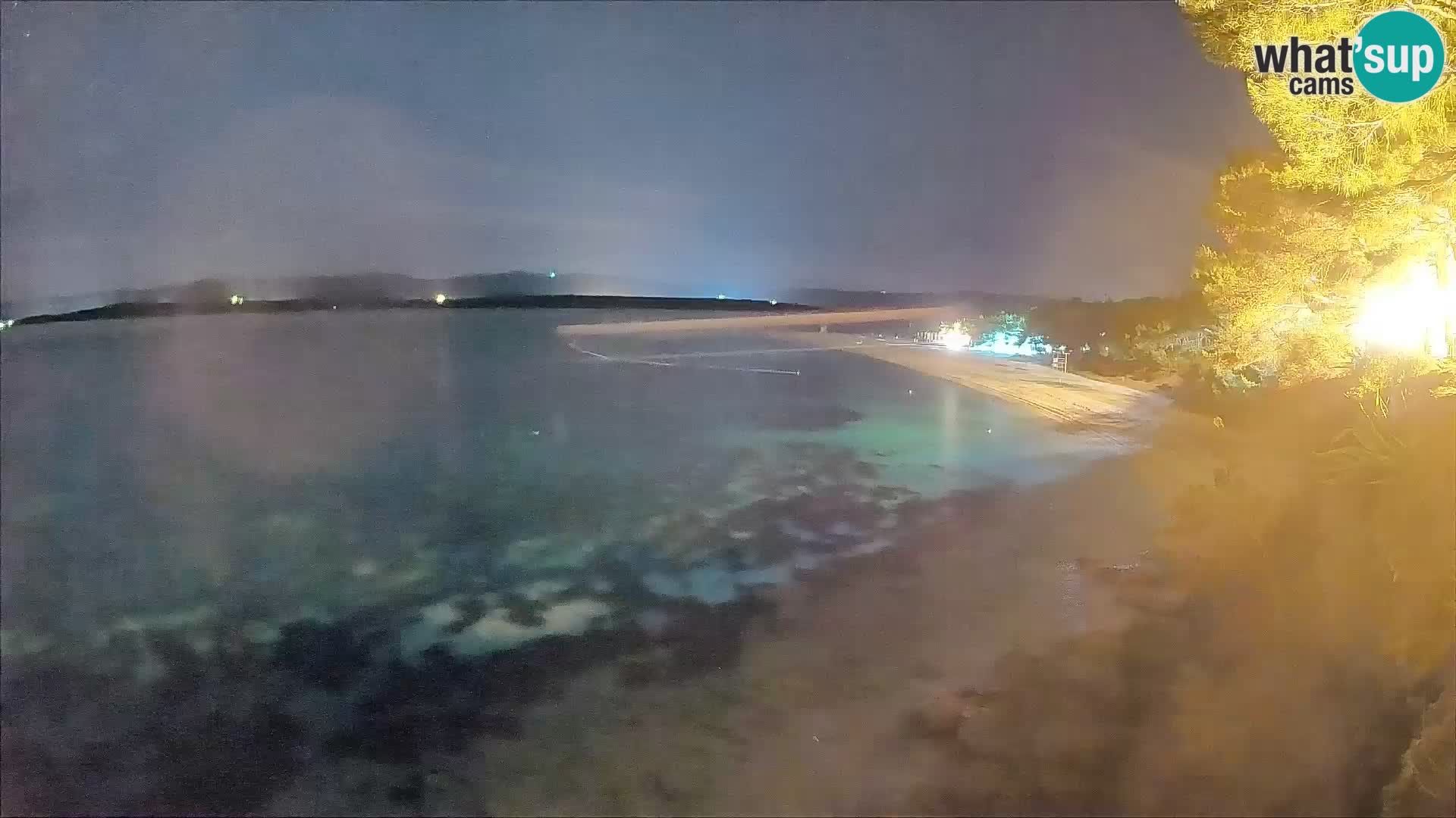 Web kamera Bol Zlatni Rat – Pogled uživo s otoka Brača