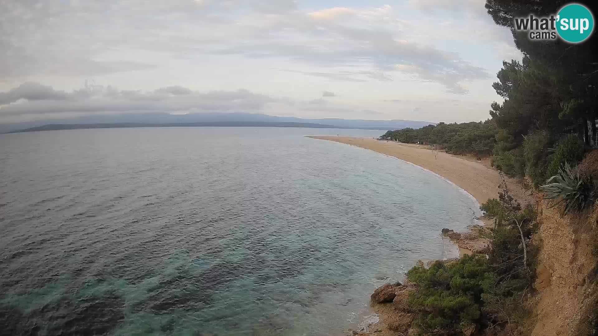 Spletna kamera Bol Zlatni Rat – Pogled v živo z otoka Brač