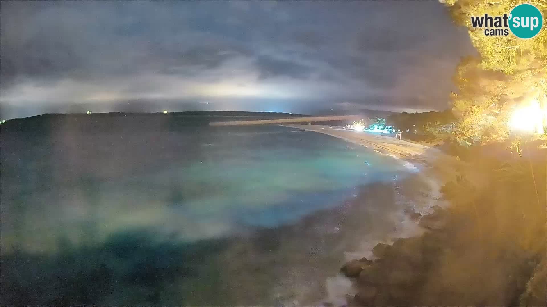 Spletna kamera Bol Zlatni Rat – Pogled v živo z otoka Brač