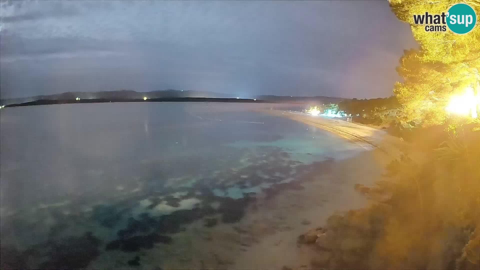 Webcam Zlatni Rat Bol – Liveblick vom berühmten Strand auf Brač