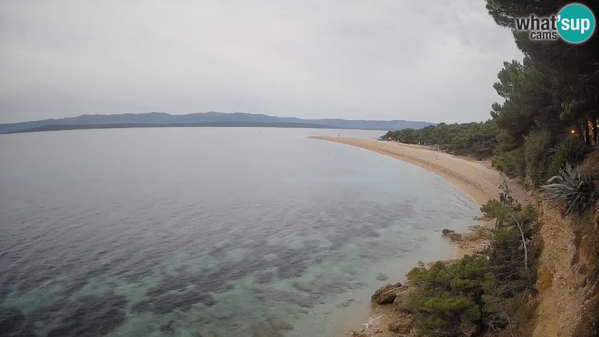 Spletna kamera Bol Zlatni Rat – Pogled v živo z otoka Brač