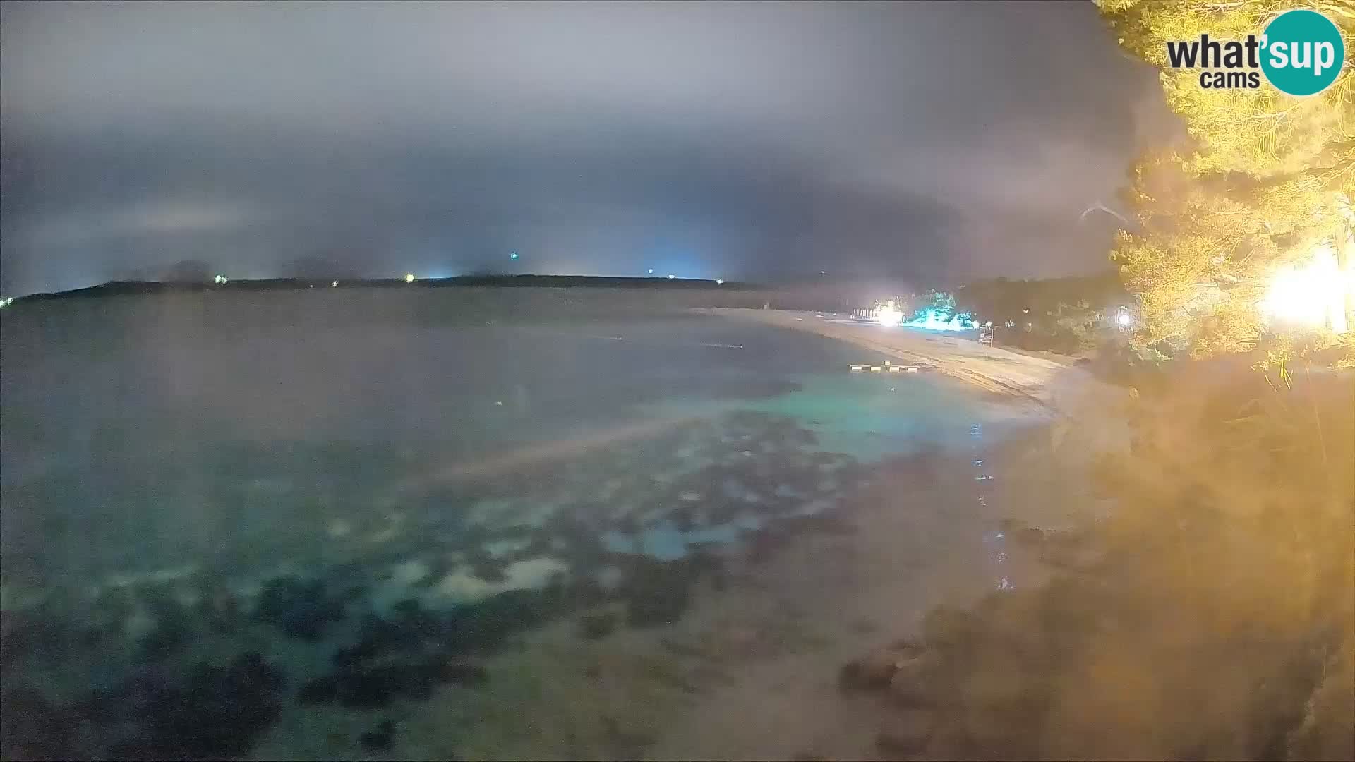 Webcam Zlatni Rat Bol – Liveblick vom berühmten Strand auf Brač