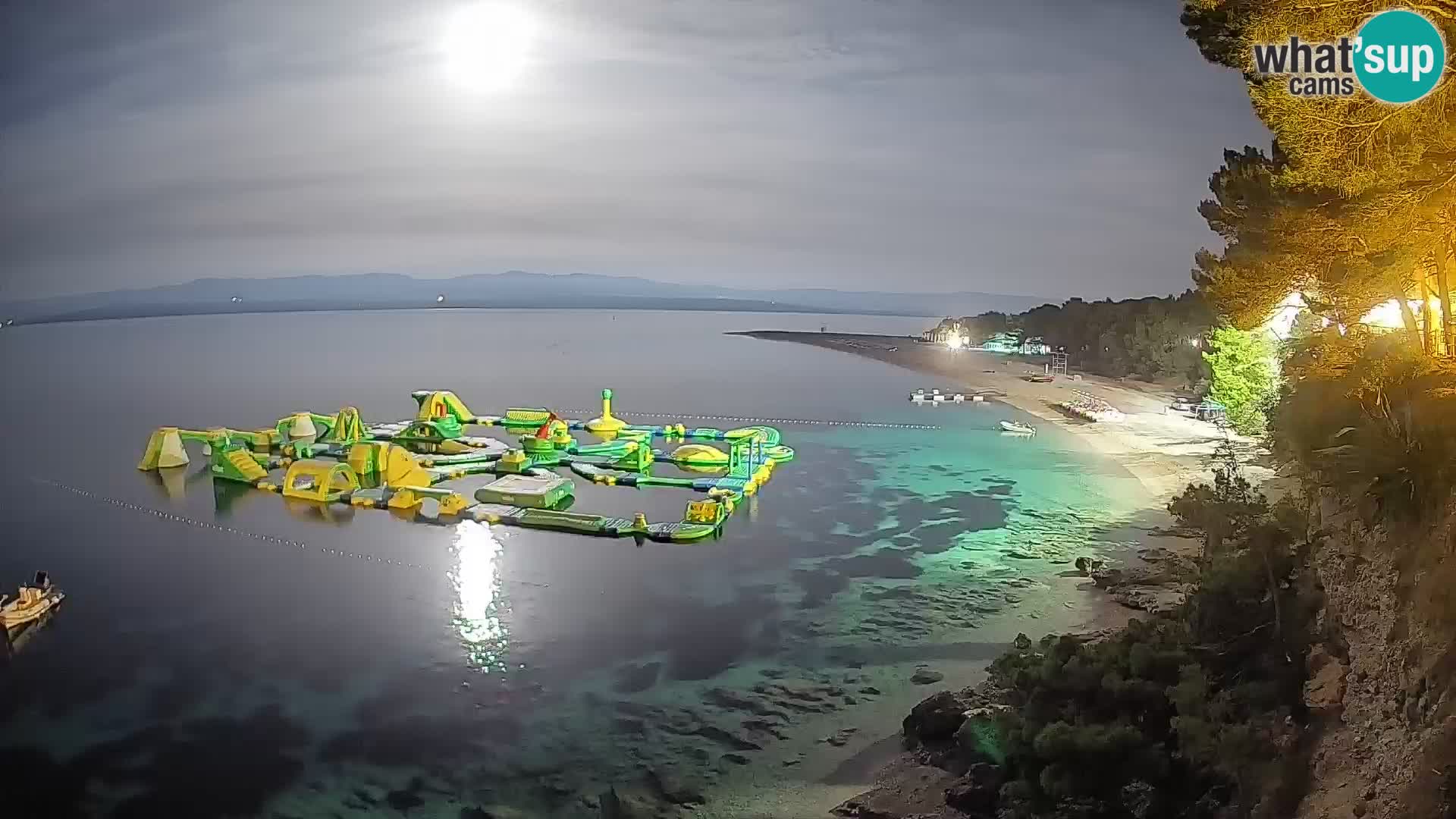 Webcam Zlatni Rat Bol – Liveblick vom berühmten Strand auf Brač
