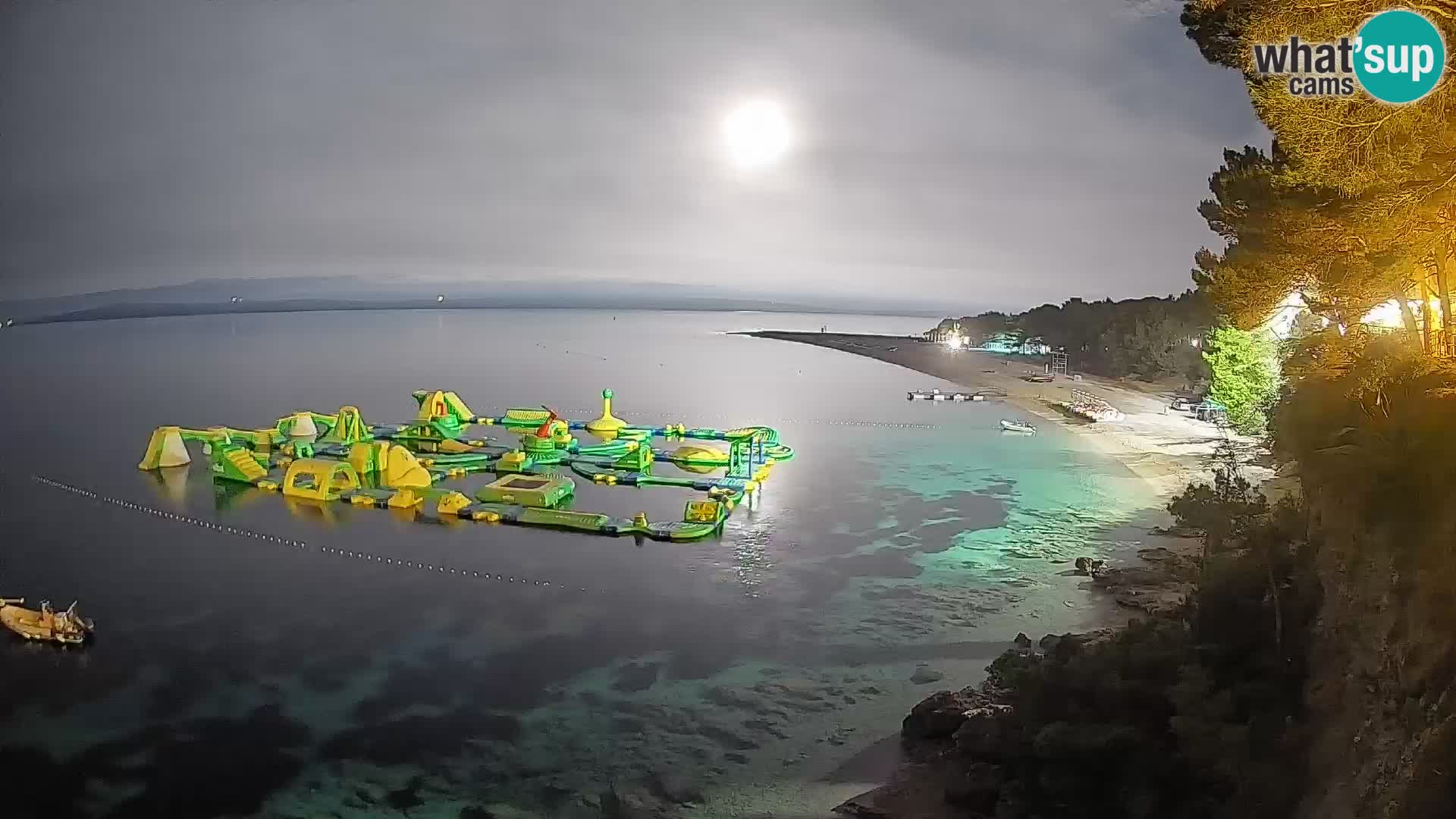 Webcam Zlatni Rat Bol – Liveblick vom berühmten Strand auf Brač
