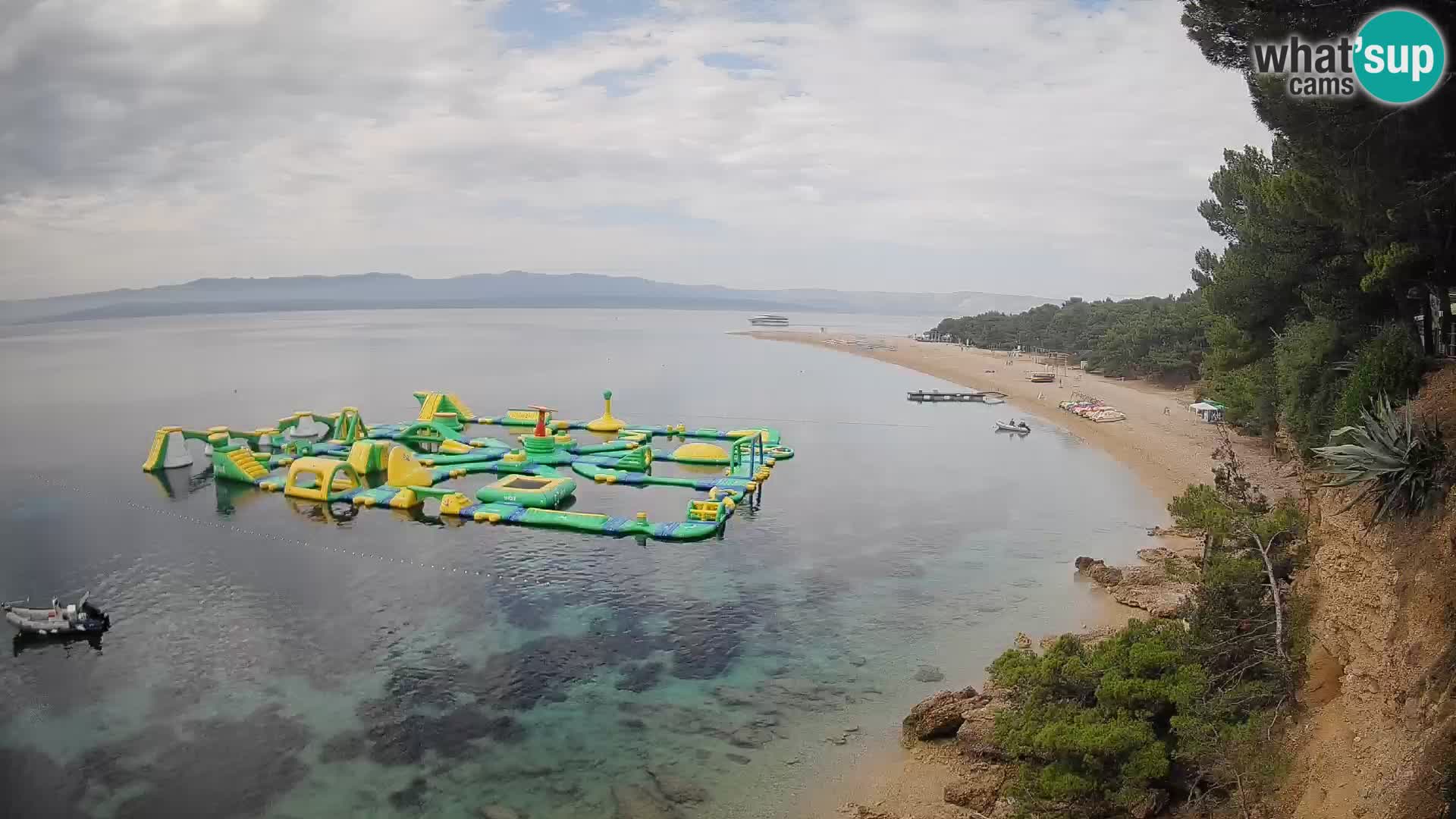 Spletna kamera Bol Zlatni Rat – Pogled v živo z otoka Brač