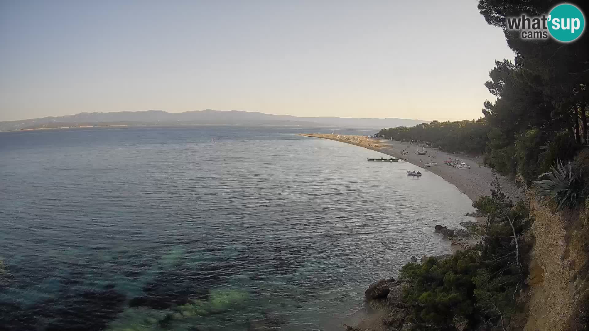 Spletna kamera Bol Zlatni Rat – Pogled v živo z otoka Brač