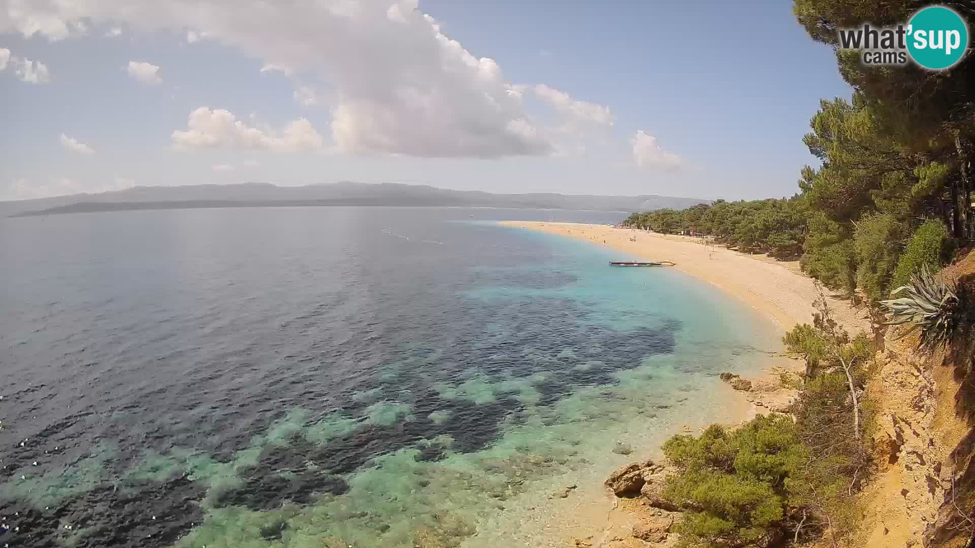 Web kamera Bol Zlatni Rat – Pogled uživo s otoka Brača