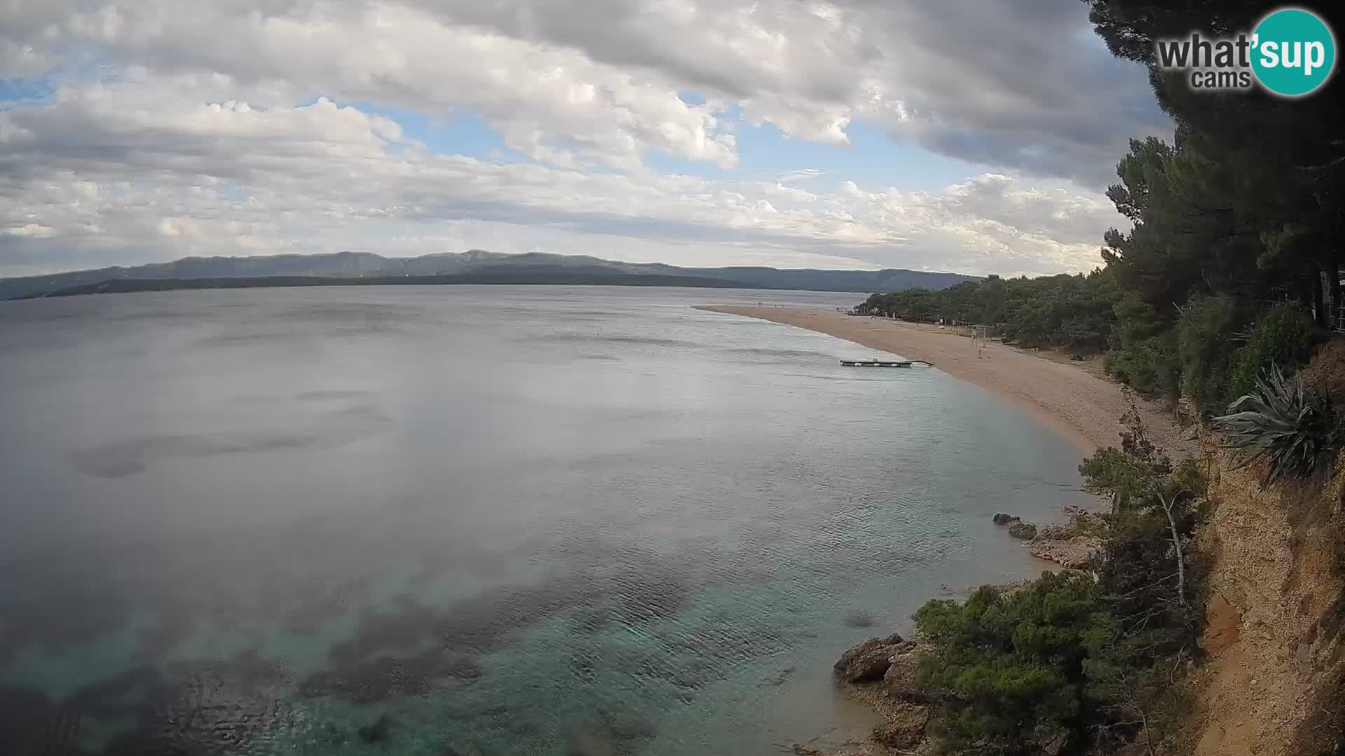 Web kamera Bol Zlatni Rat – Pogled uživo s otoka Brača