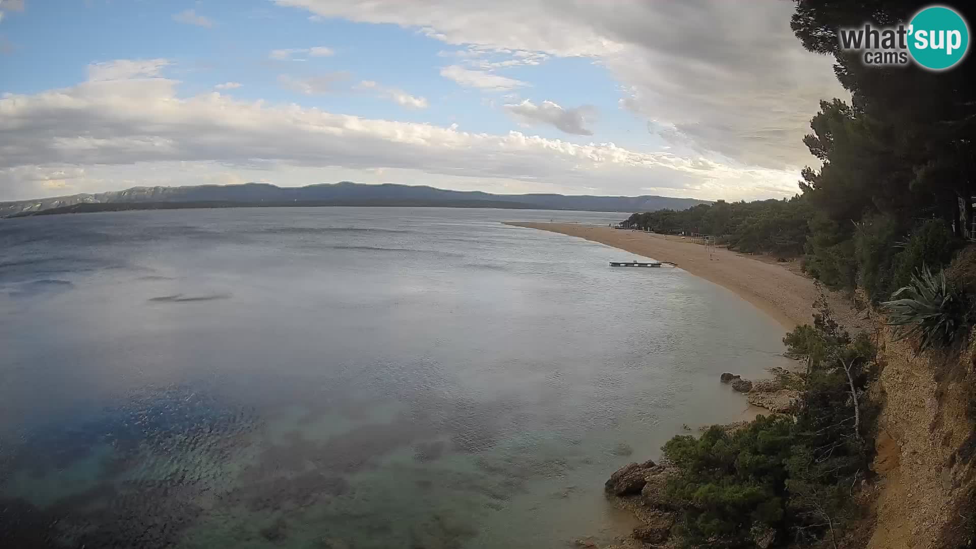 Spletna kamera Bol Zlatni Rat – Pogled v živo z otoka Brač