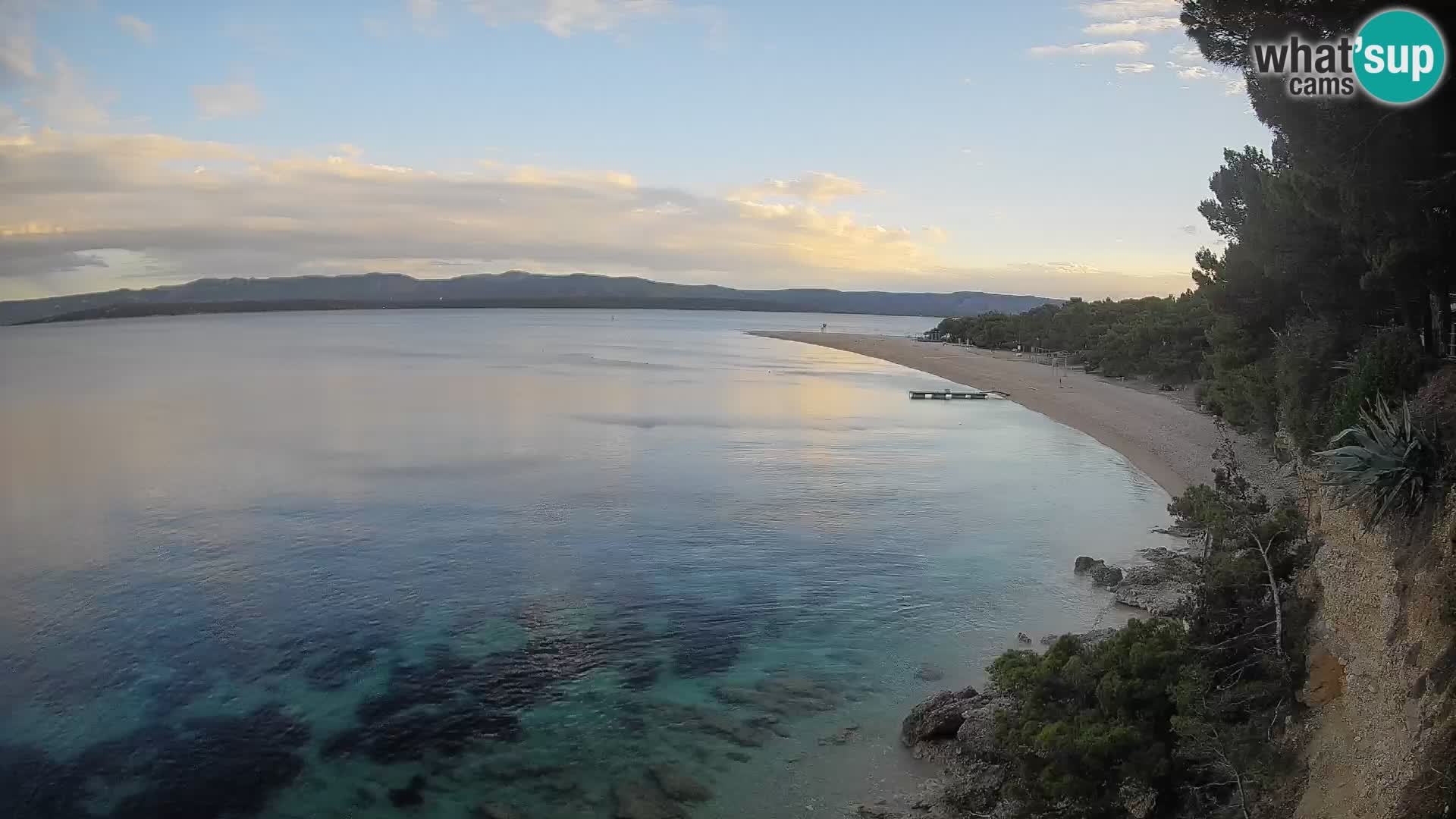 Web kamera Bol Zlatni Rat – Pogled uživo s otoka Brača