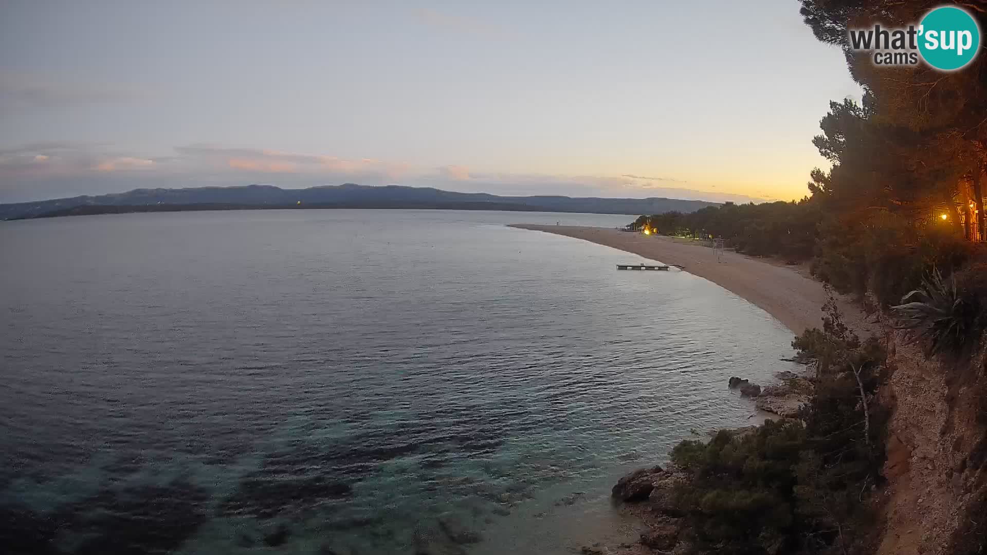 Spletna kamera Bol Zlatni Rat – Pogled v živo z otoka Brač