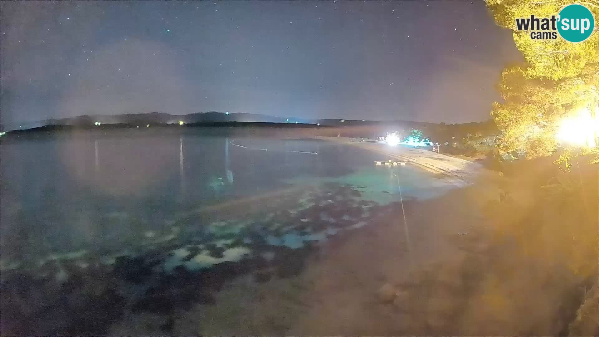 Web kamera Bol Zlatni Rat – Pogled uživo s otoka Brača